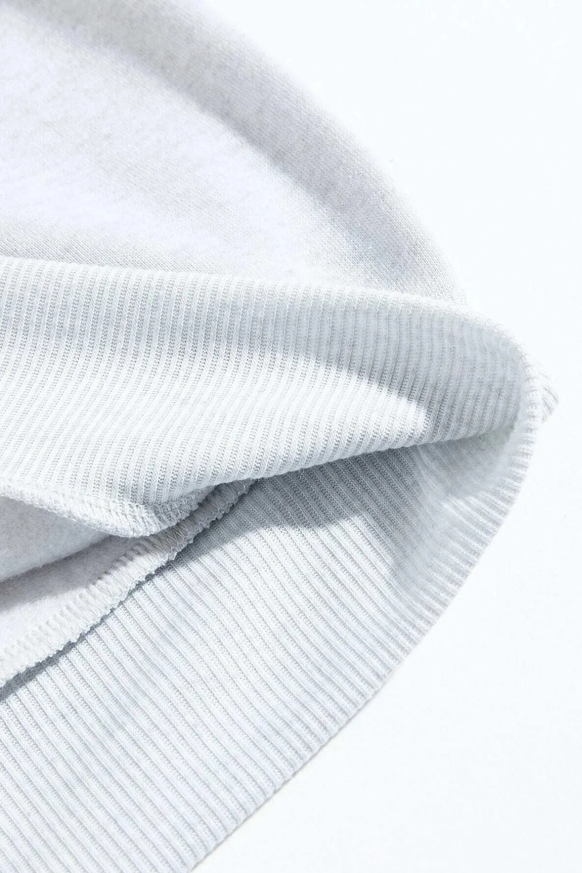 MODAGEN  Graues Unisex-Sweatshirt mit Rundhalsausschnitt und New-Jersey-Aufdruck in Übergröße