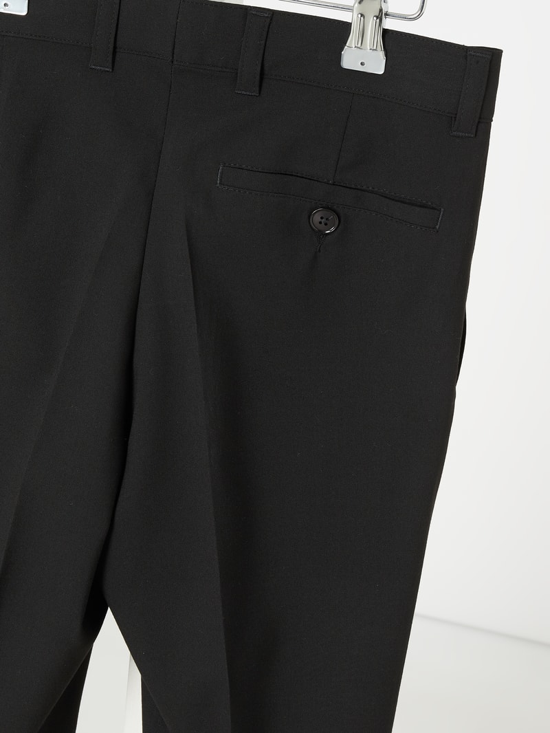 Slim Fit Anzug-Hose mit Bügelfalten in schwarz