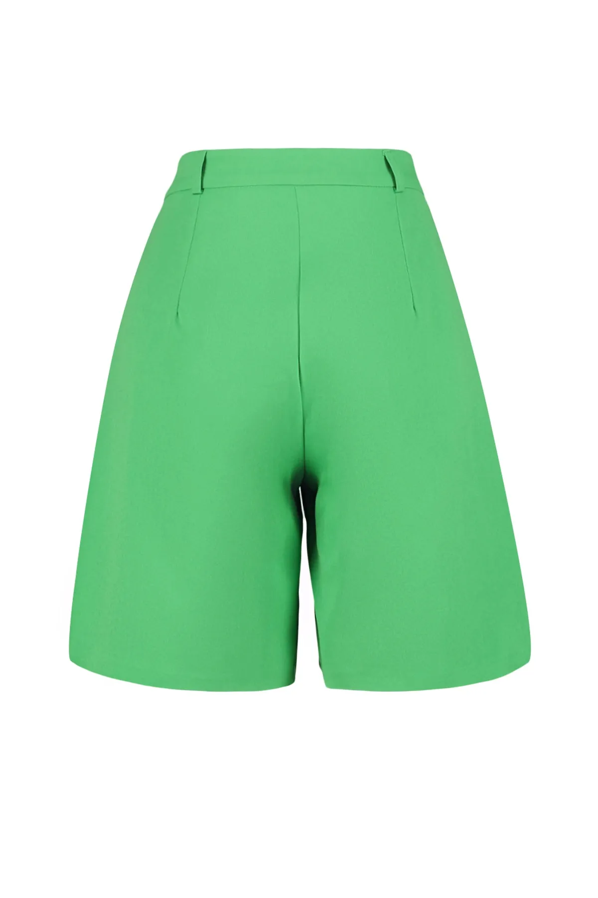 Trendyol Collection  Grüne, gewebte Shorts mit normaler Passform und Taschen TWOSS19WX0108