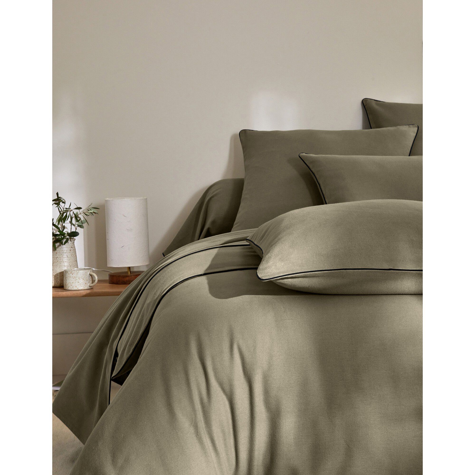 Linge de lit uni flanelle passepoil contrasté, collection 