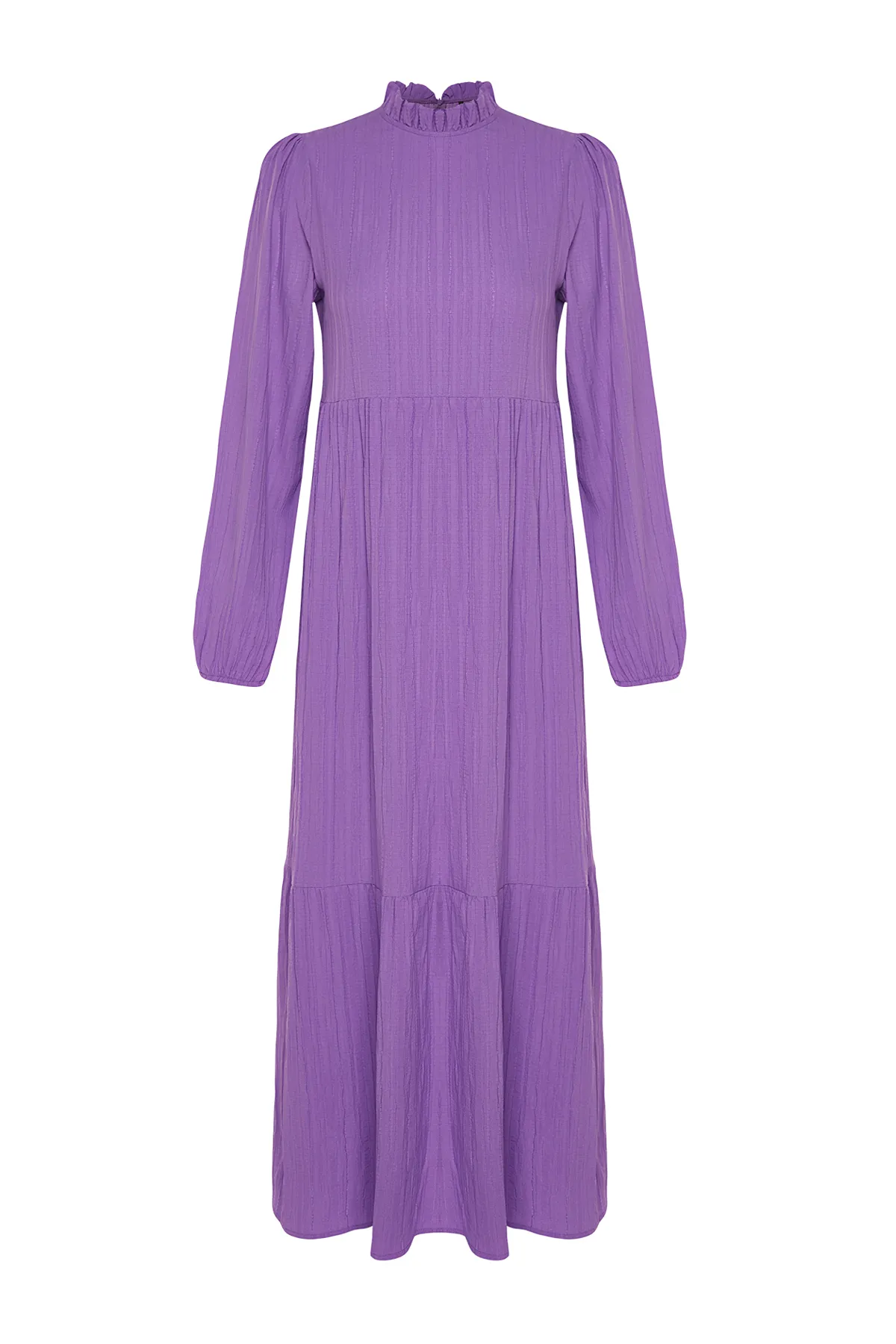Trendyol Modest  Lilafarbenes, gewebtes Kleid in Crinkle-Optik mit hohem Kragen und weiter Passform TCTSS22EB00171