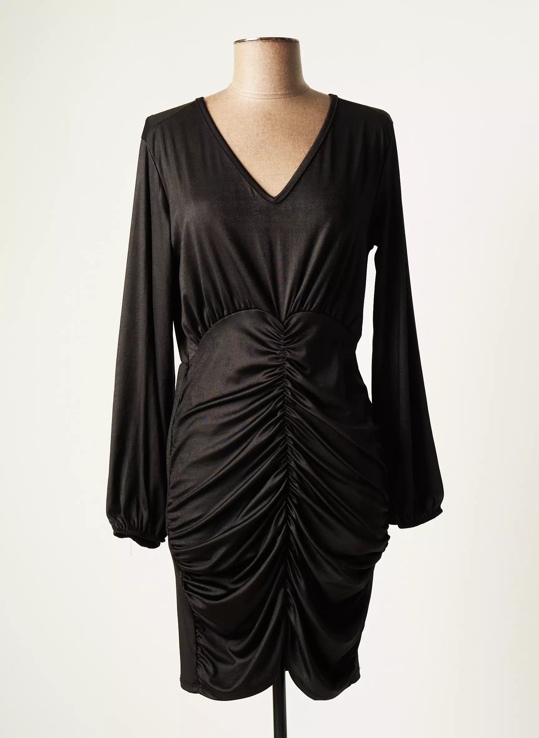 Senes Robes Courtes Femme couleur noir