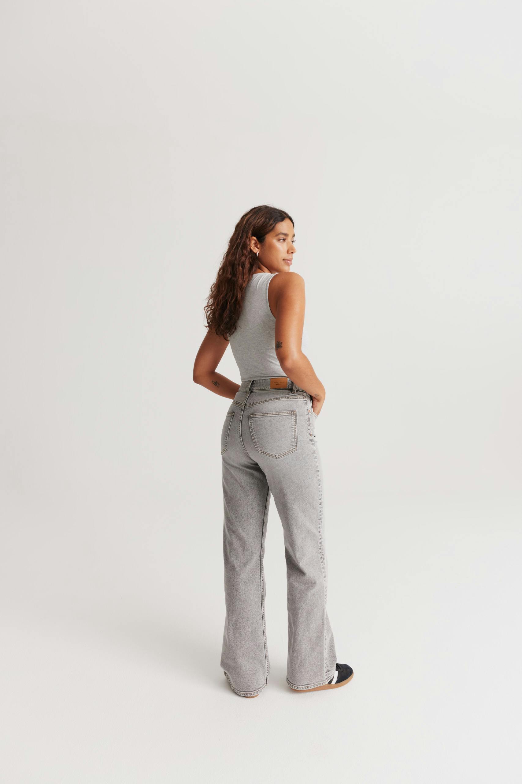 Comfy wide jeans