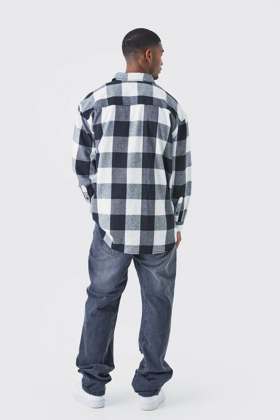Tall lockere Jeans mit extremen Rissen