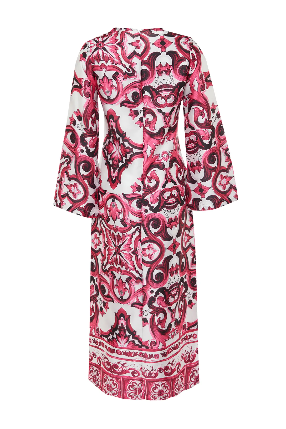 Trendyol Modest  Fuchsiafarbenes Abendkleid mit Ethnomuster und Satinoberfläche TCTSS23DB00028