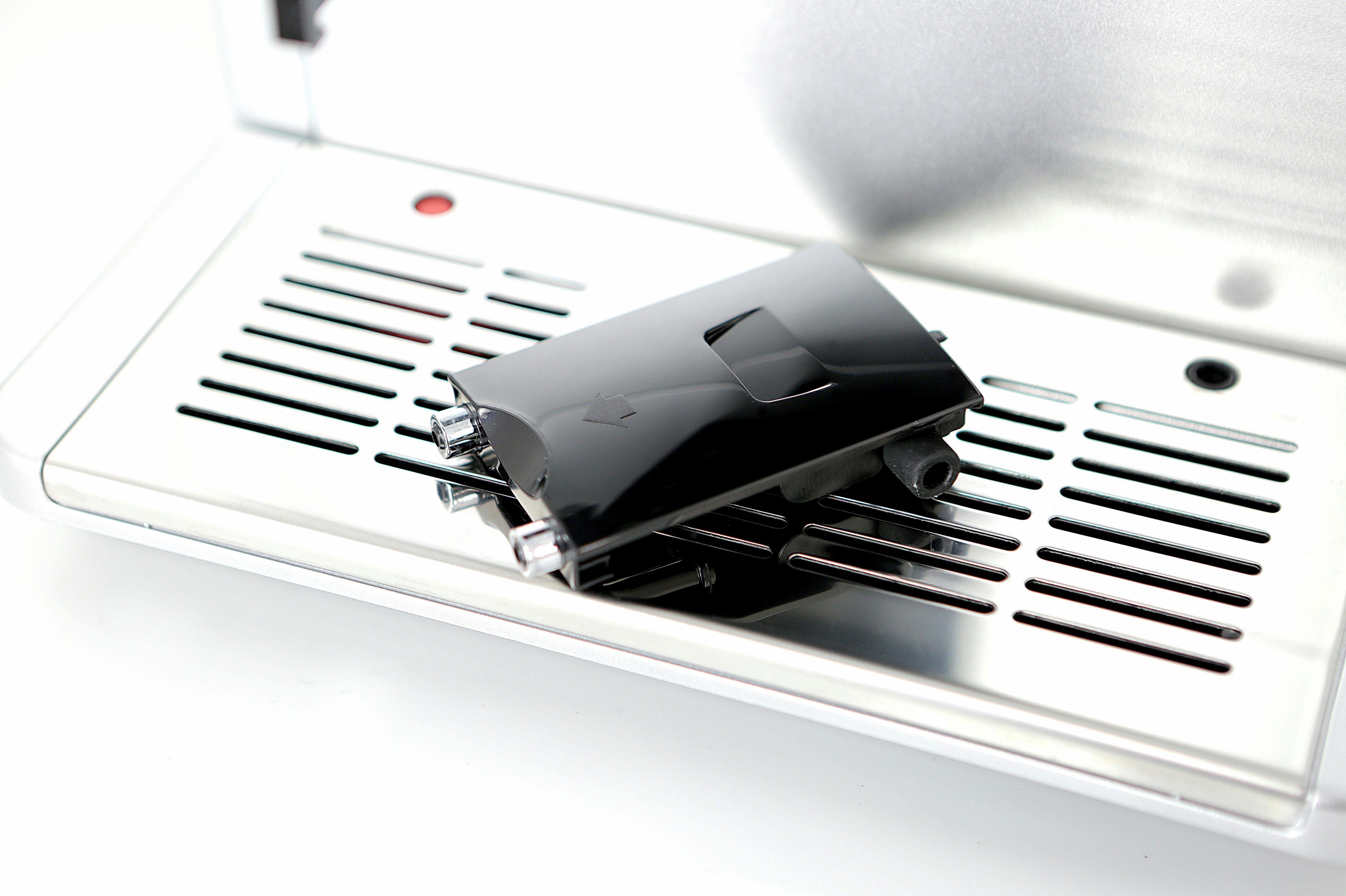 Melitta Kaffeevollautomat CI Touch® F630-101, silber, Bedienoberfläche mit Touch & Slide Funktion Flüsterleises Mahlwerk