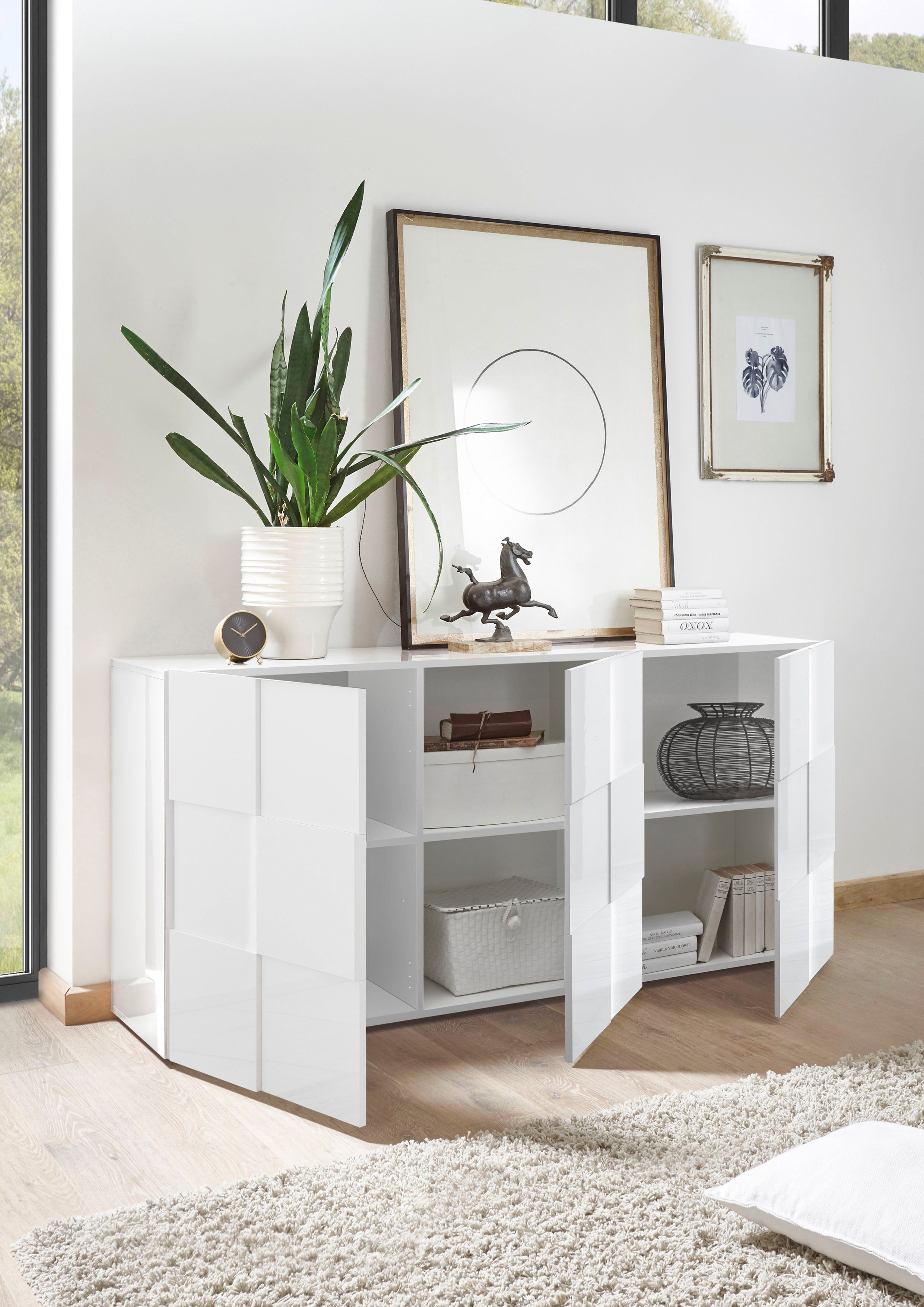 LC Sideboard Dama Sideboard