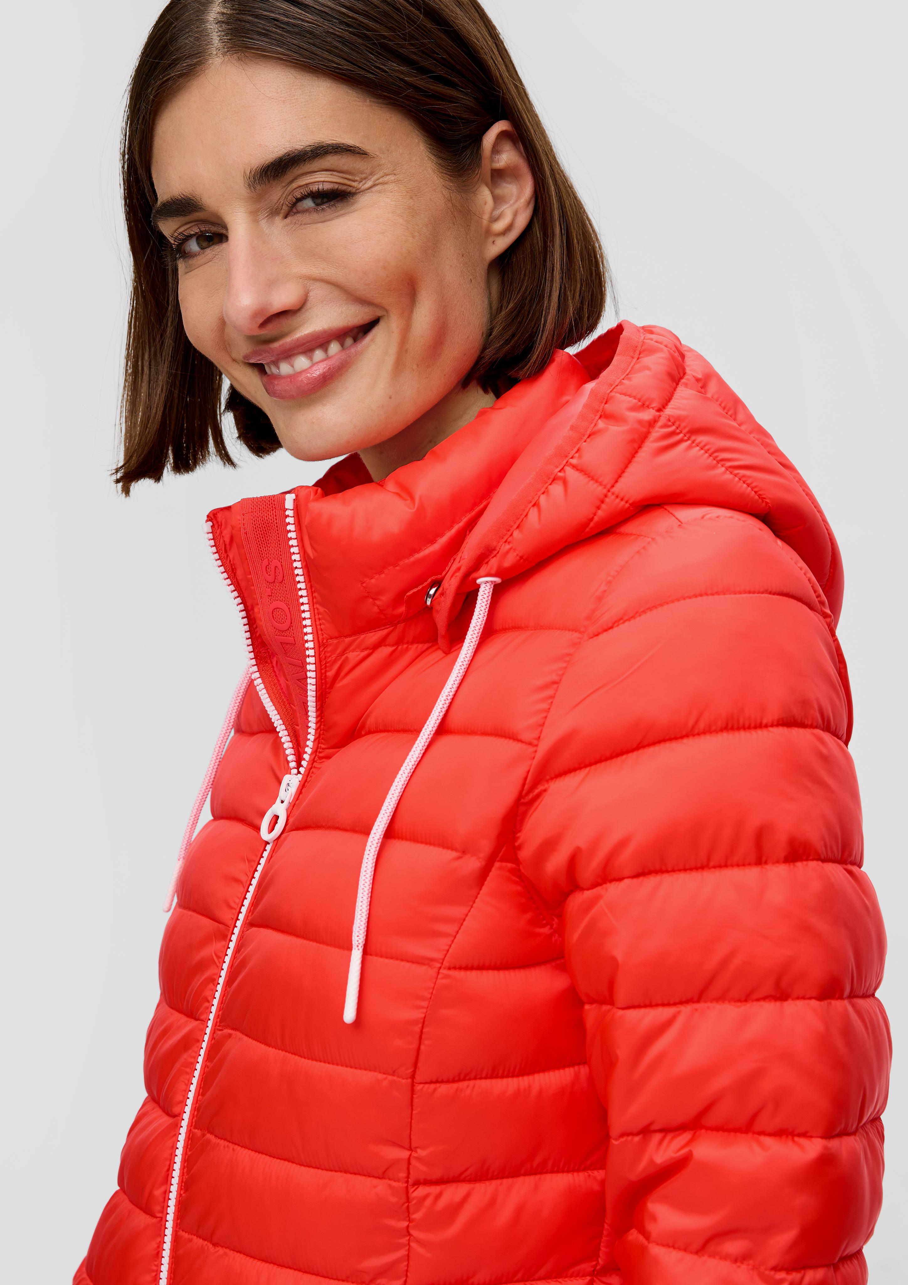 Leichte Steppjacke mit abnehmbarer Kapuze  2149050-2590