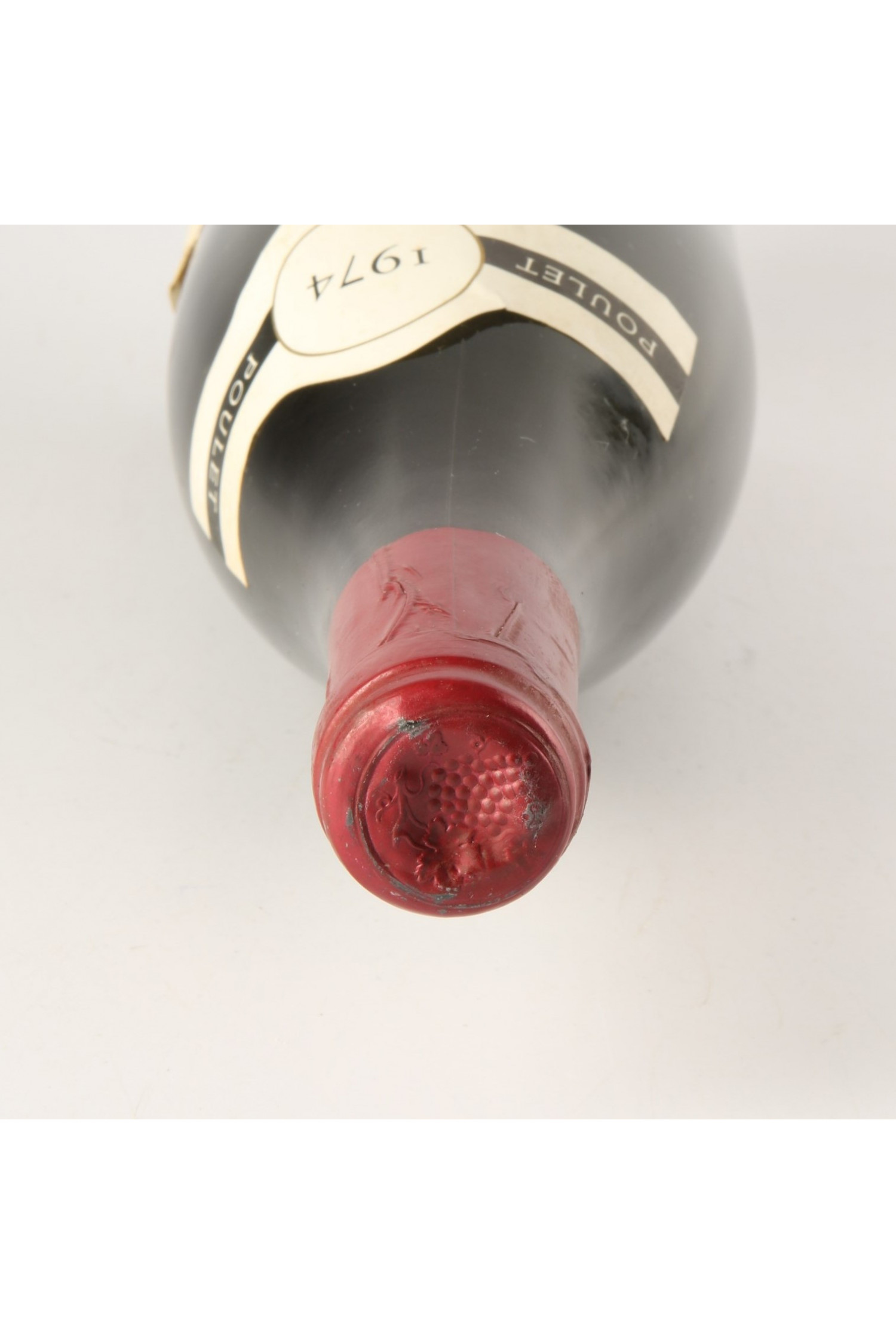 Vin 1974 POULET PERE ET FILS 1974, Pernand Vergelesses. Vin ancien - SoDivin