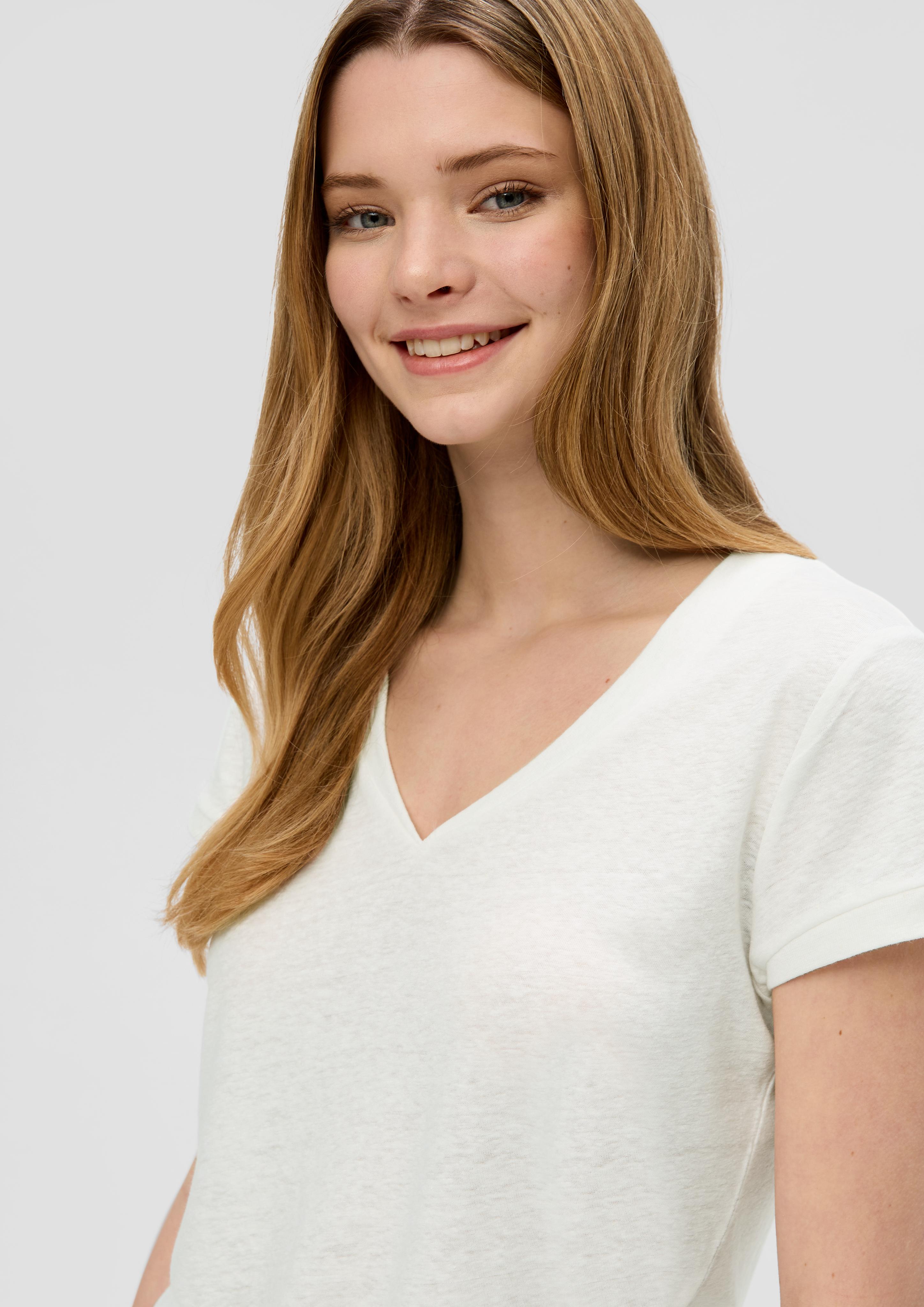 T-Shirt mit V-Ausschnitt  2144034-0200