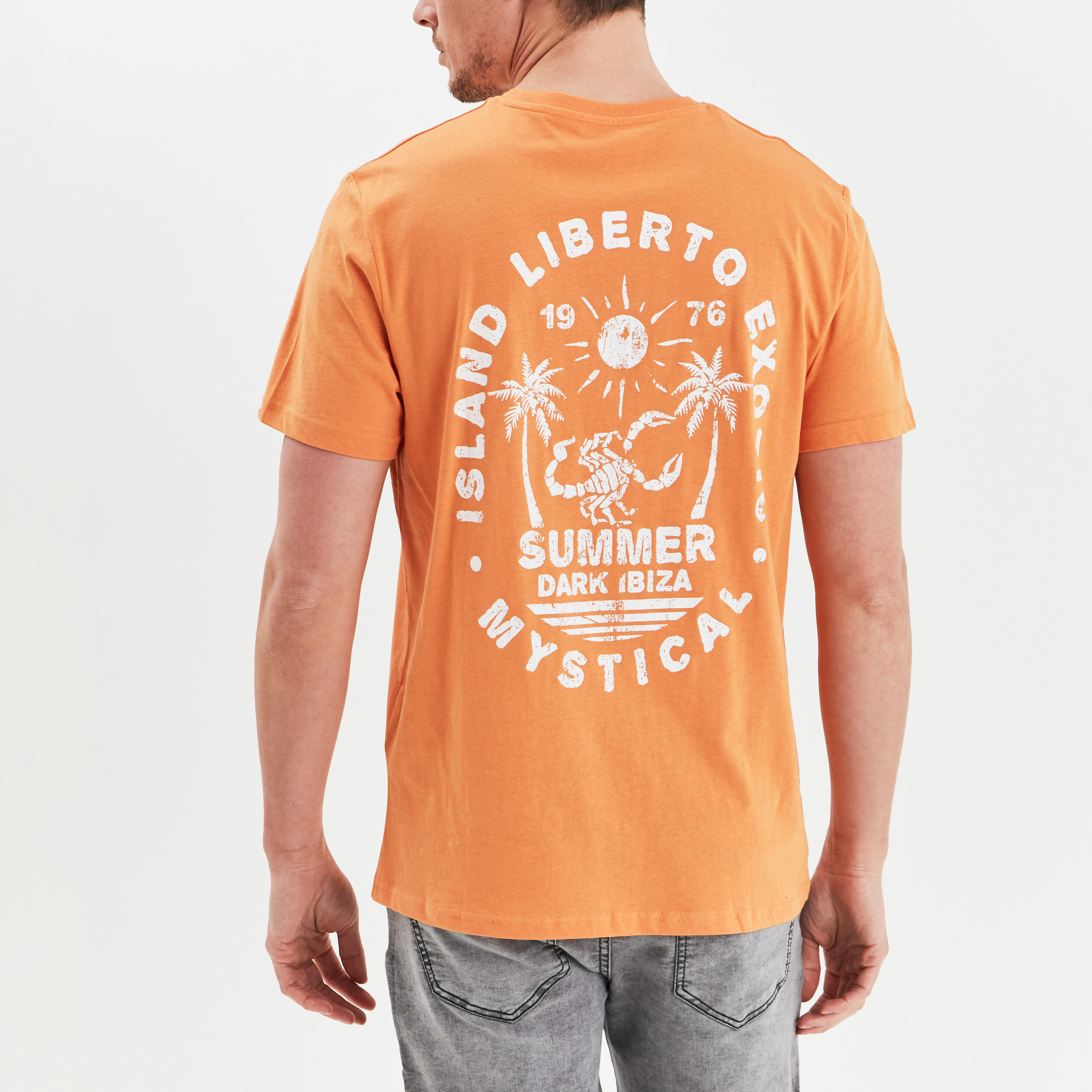 T-shirt manches courtes en coton Liberto orange clair homme | La Halle
