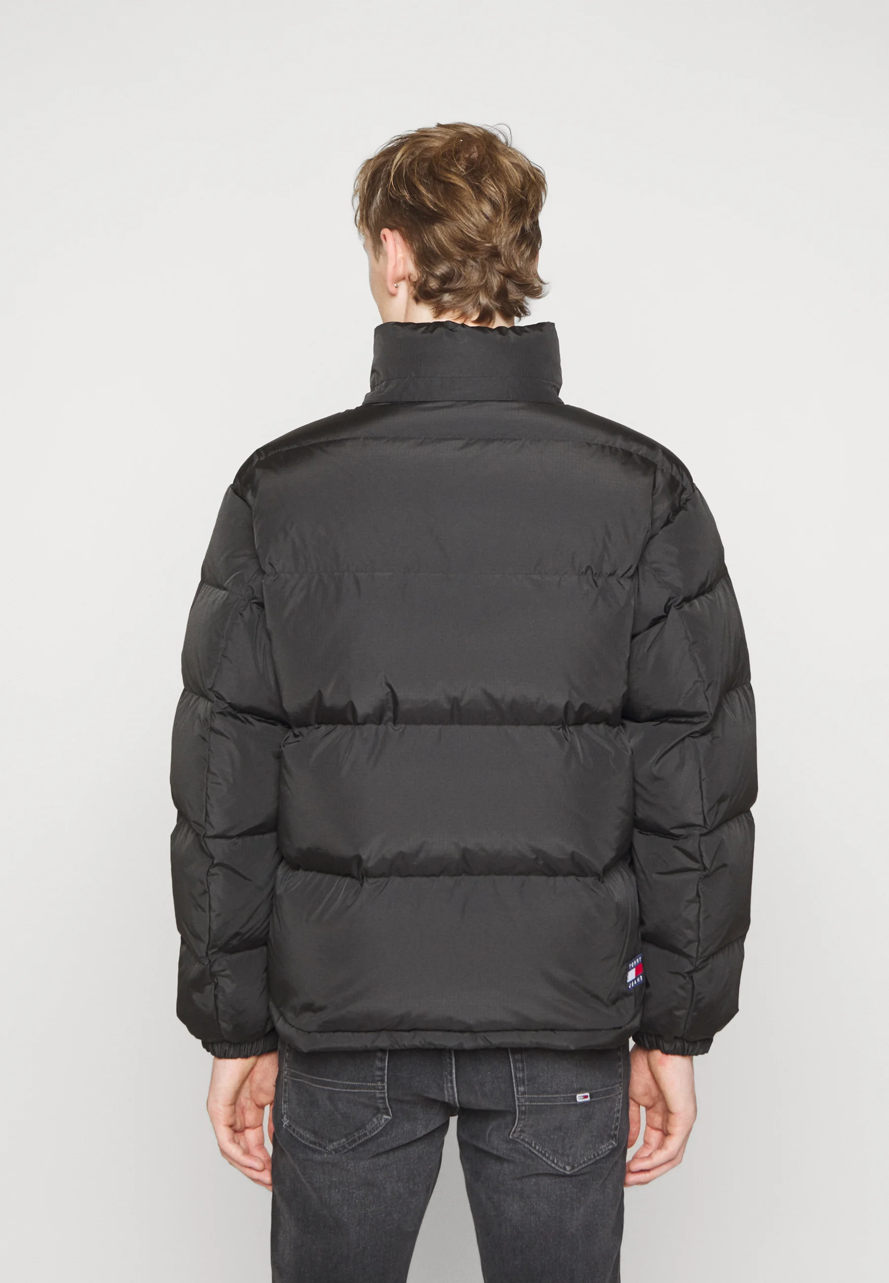 Tommy Jeans ALASKA - Chaqueta de plumas