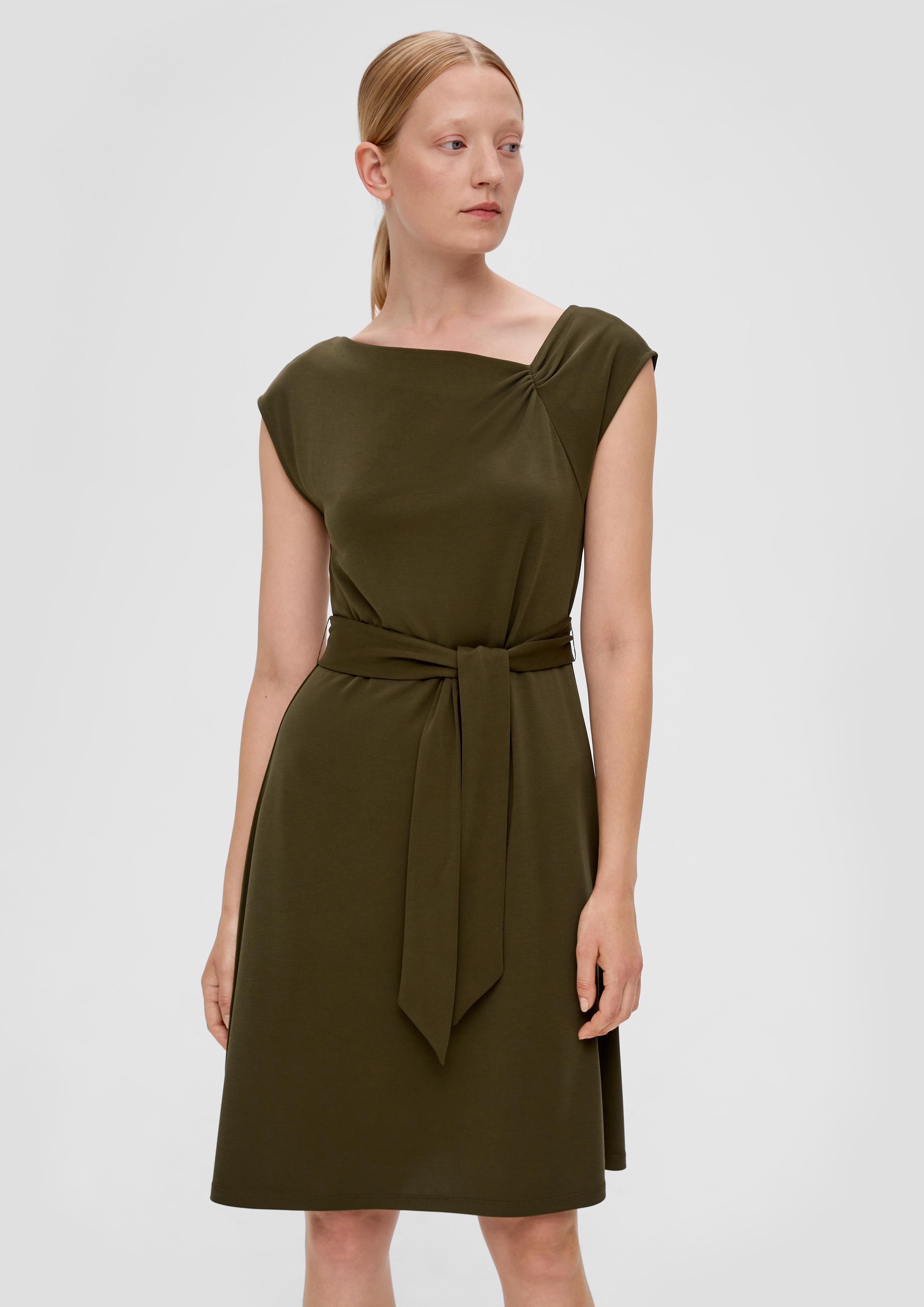 Kurzes Kleid mit Knoten-Detail  2137639-7970