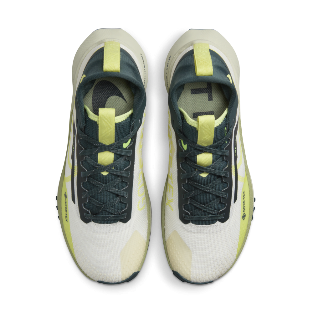 Nike Pegasus Trail 4 GORE TEX FN7771-100 / weiss