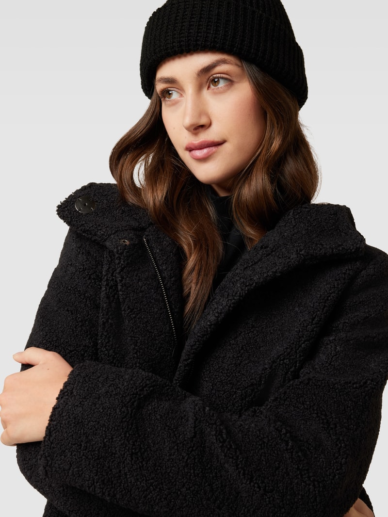 Mantel in Teddyfell-Optik mit Kapuze in schwarz