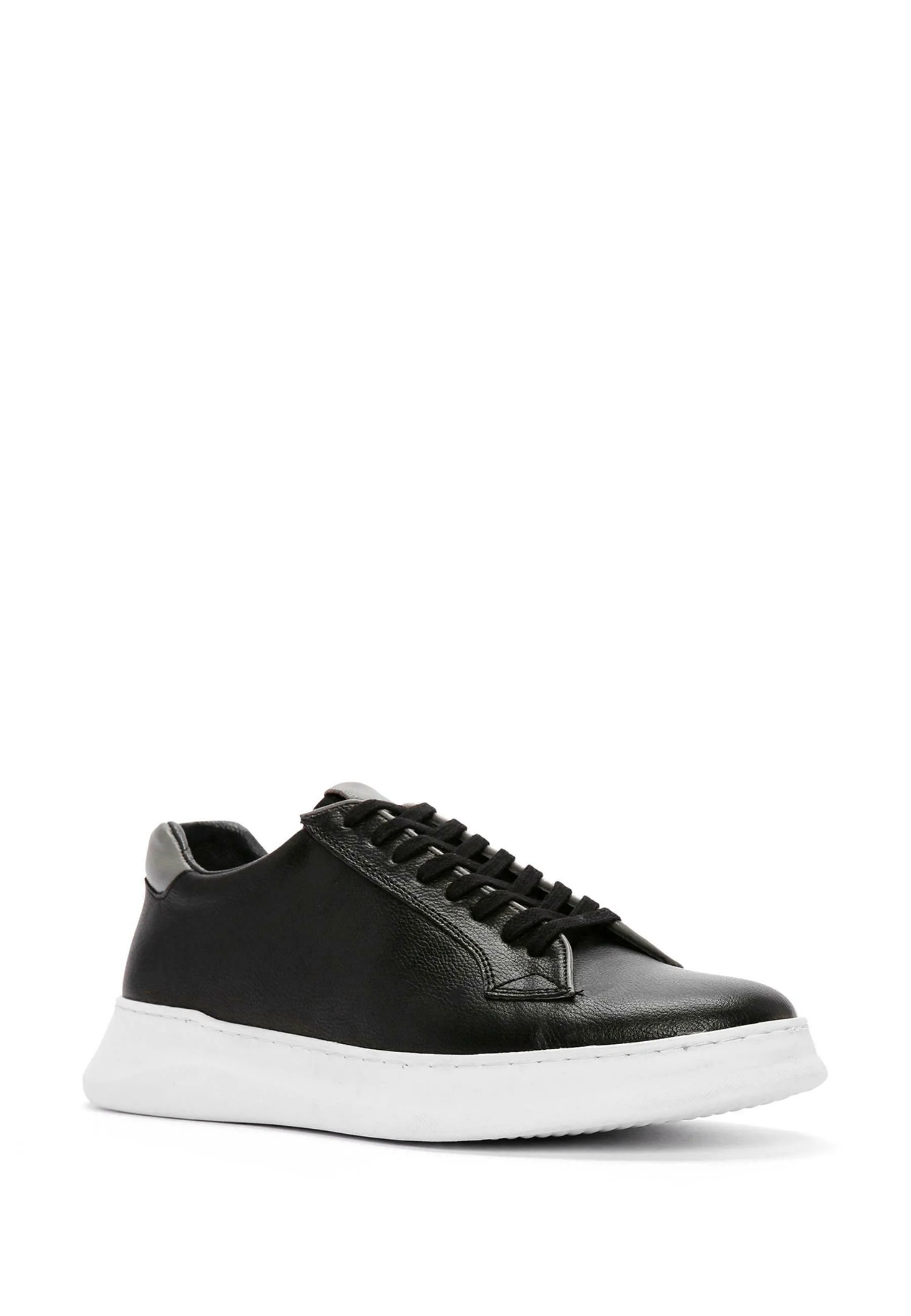 Zapatillas bajas Derimod