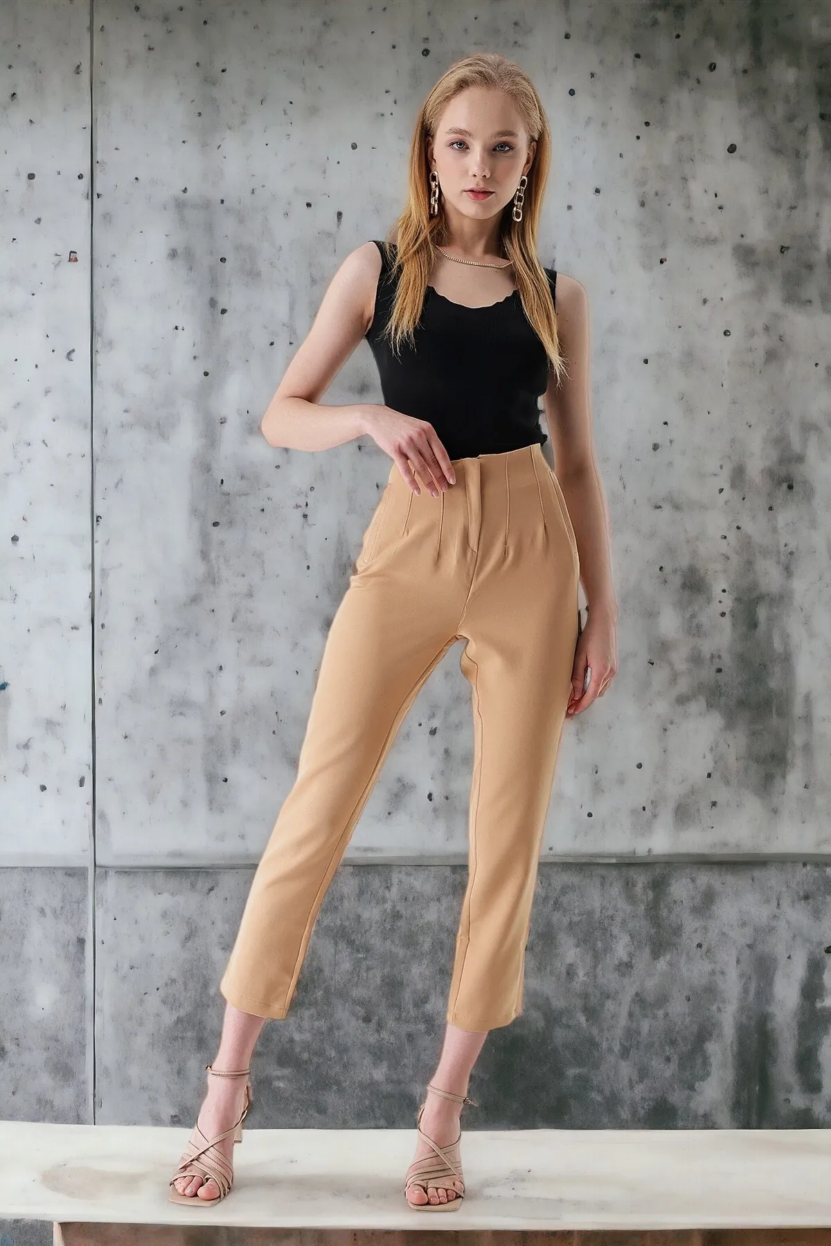 HAKKE  Hose mit hohem Bund und doppeltem Schlag