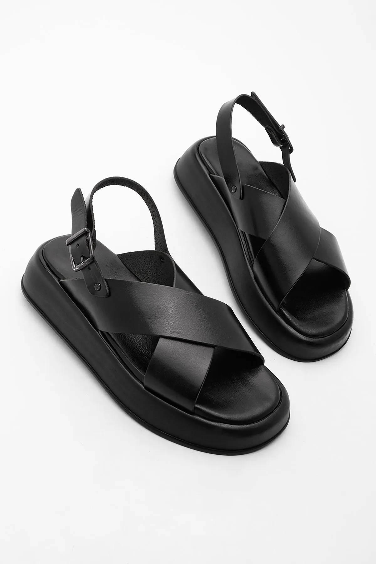 Marjin  Damen Sandalen aus echtem Leder mit dicker Sohle Atirya schwarz
