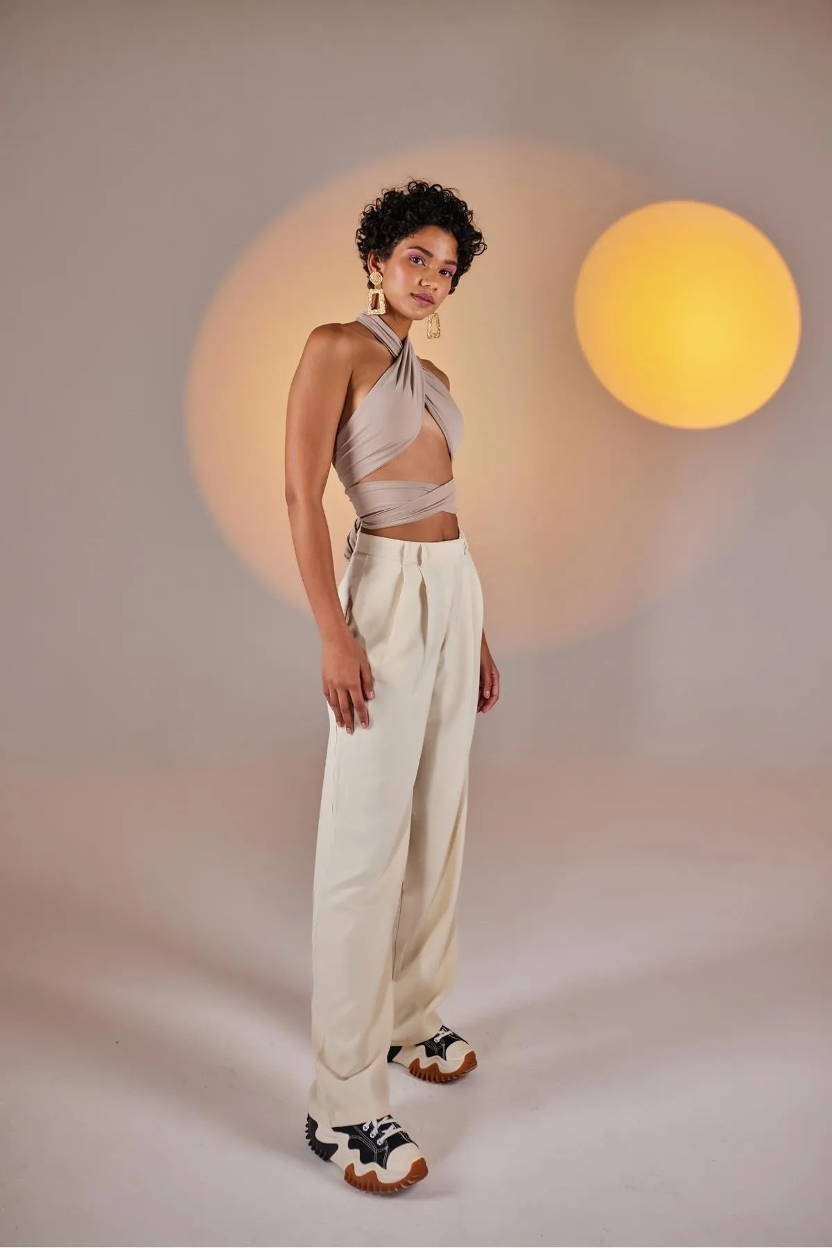 HOLLY LOLLY  Palasia-Hose aus Stoff mit hoher Taille im Palazzo-Schnitt, Beige