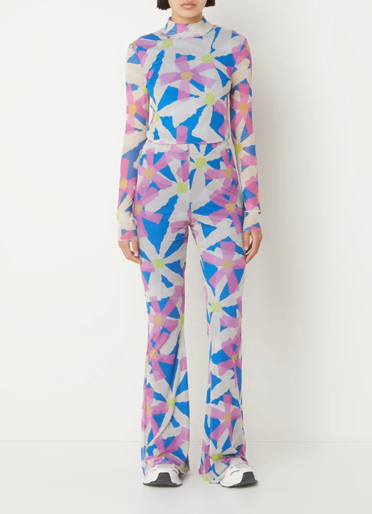 Pantaloni cu talie înaltă, model clopot, din tricot cu imprimeu floral, colorați și rebeli.