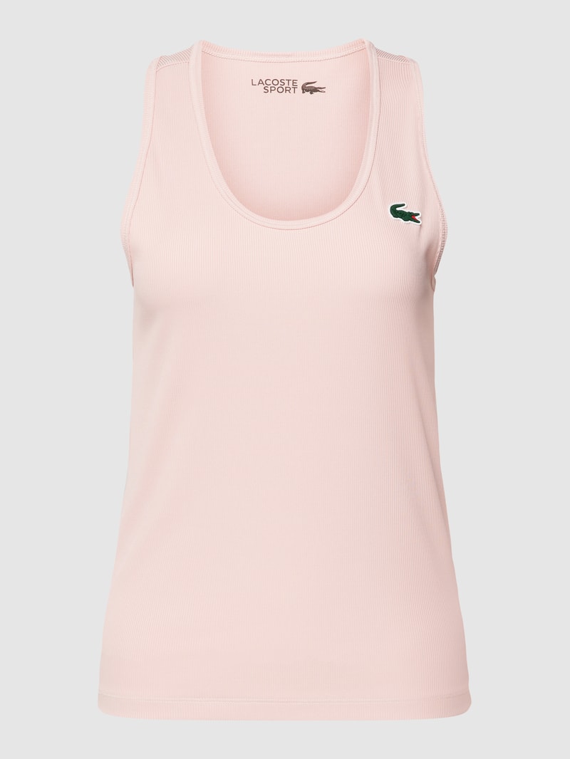 Top mit Label-Patch in rosa