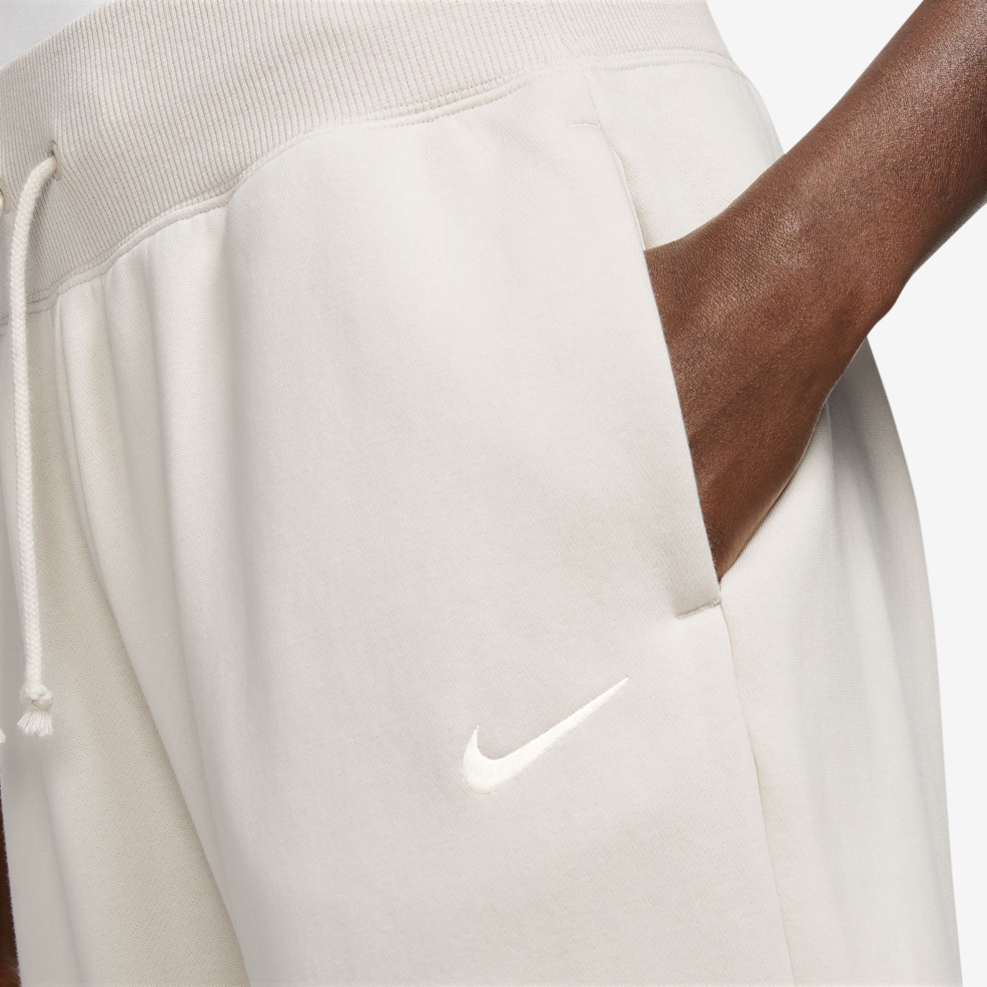 Nike Sportswear Jogginghose PHOENIX FLEECE WOMEN'S HIGH-WAISTED OVERSIZED SWEATPANTS