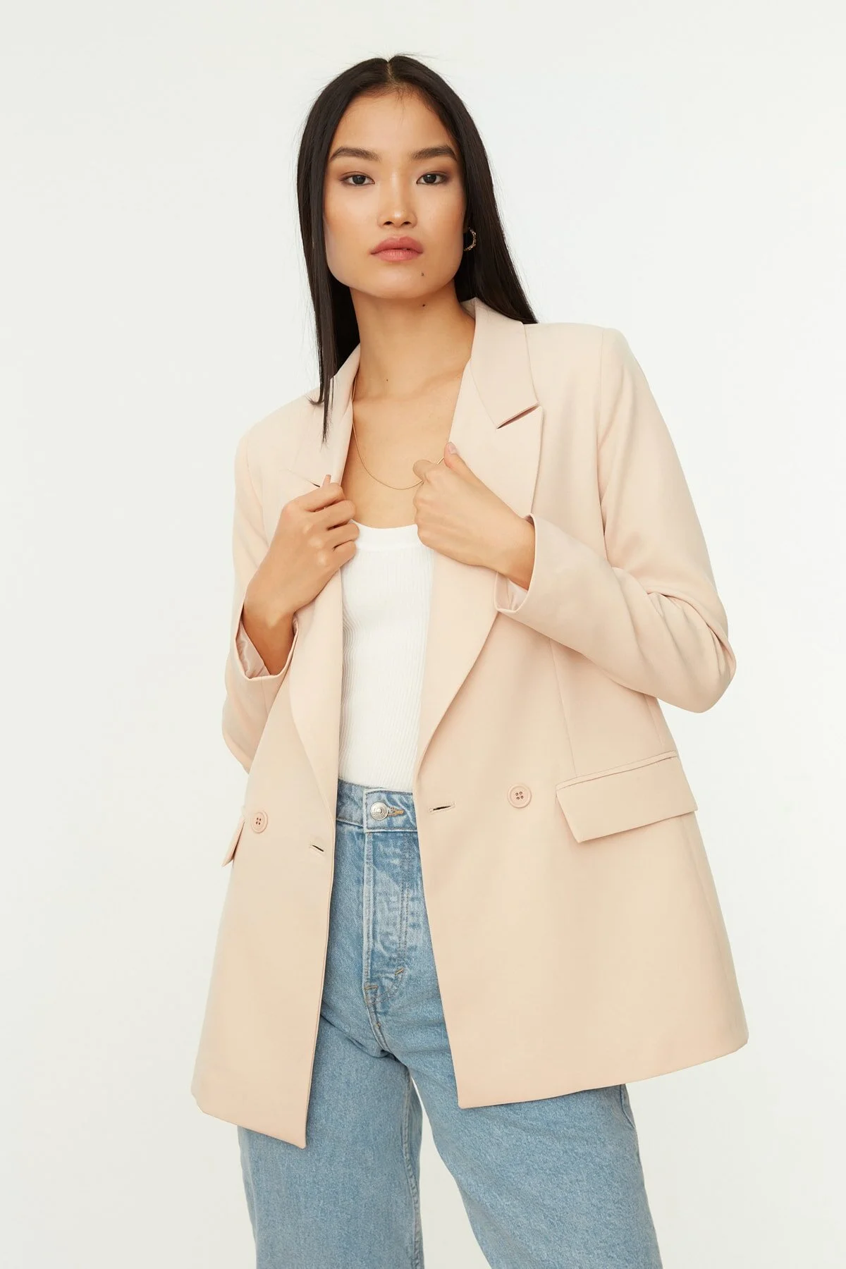 Trendyol Collection  Beige, normal gefütterte, zweireihige Blazerjacke aus Webstoff mit Verschluss TWOSS20CE0059
