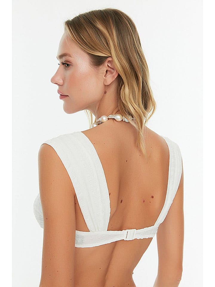trendyol Bikini-Oberteil in Creme günstig kaufen 40
