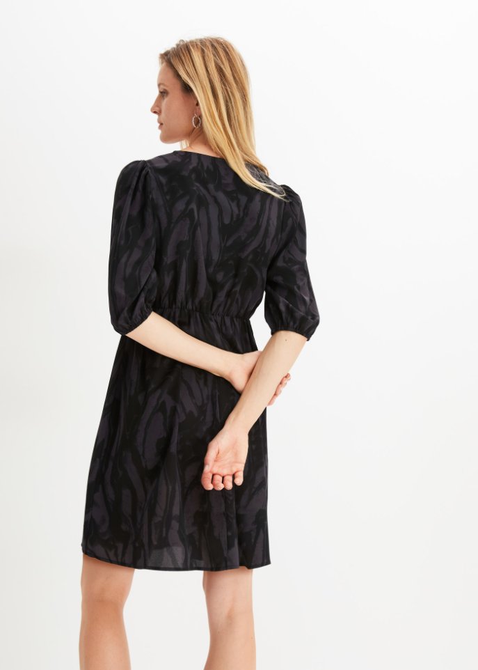 gemustertes Kleid