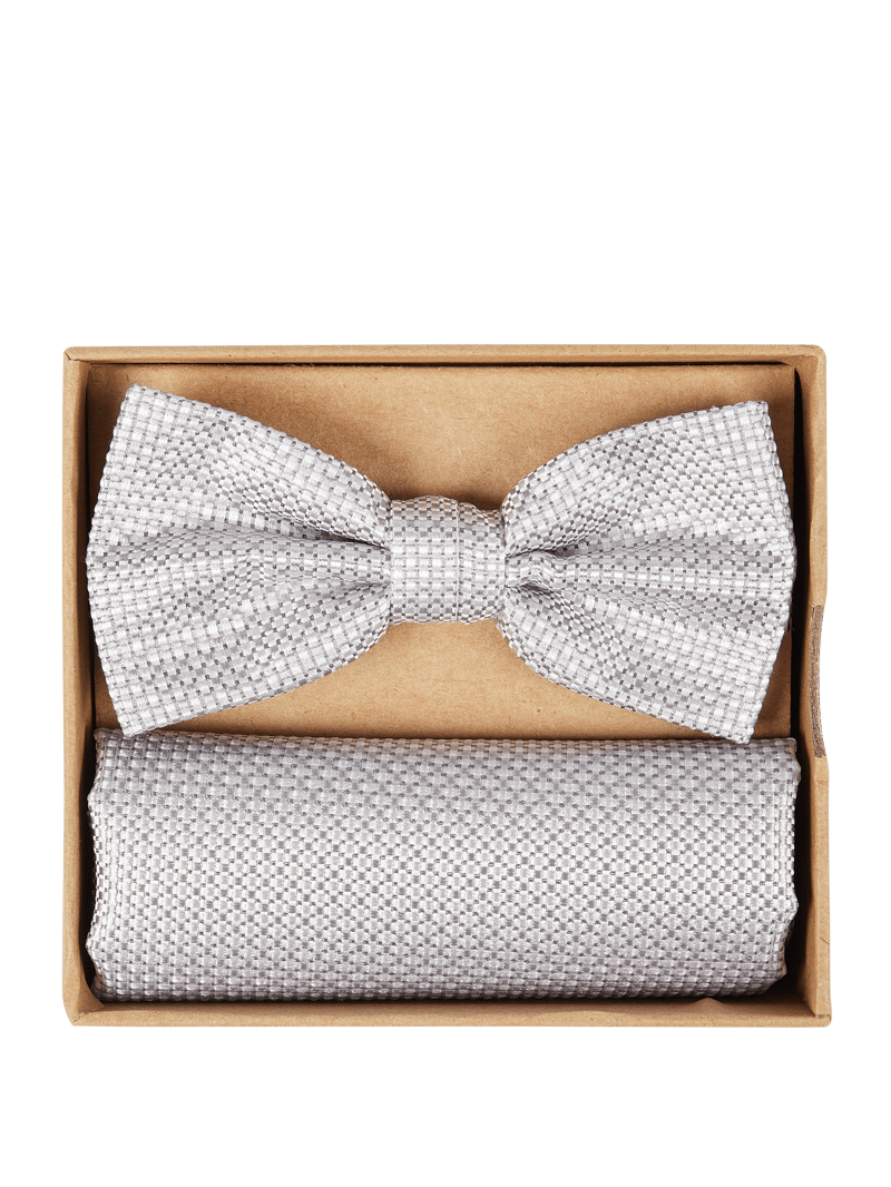 Fliege und Einstecktuch im Set mit Webmuster in silber