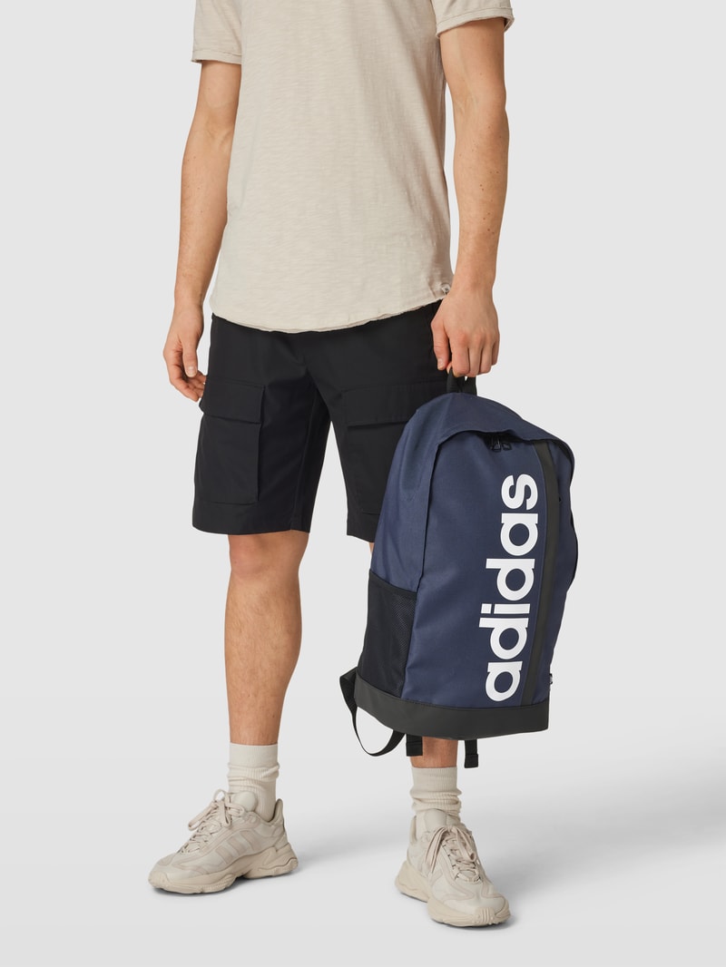 Rucksack mit Label-Print Modell 'LINEAR' in marineblau
