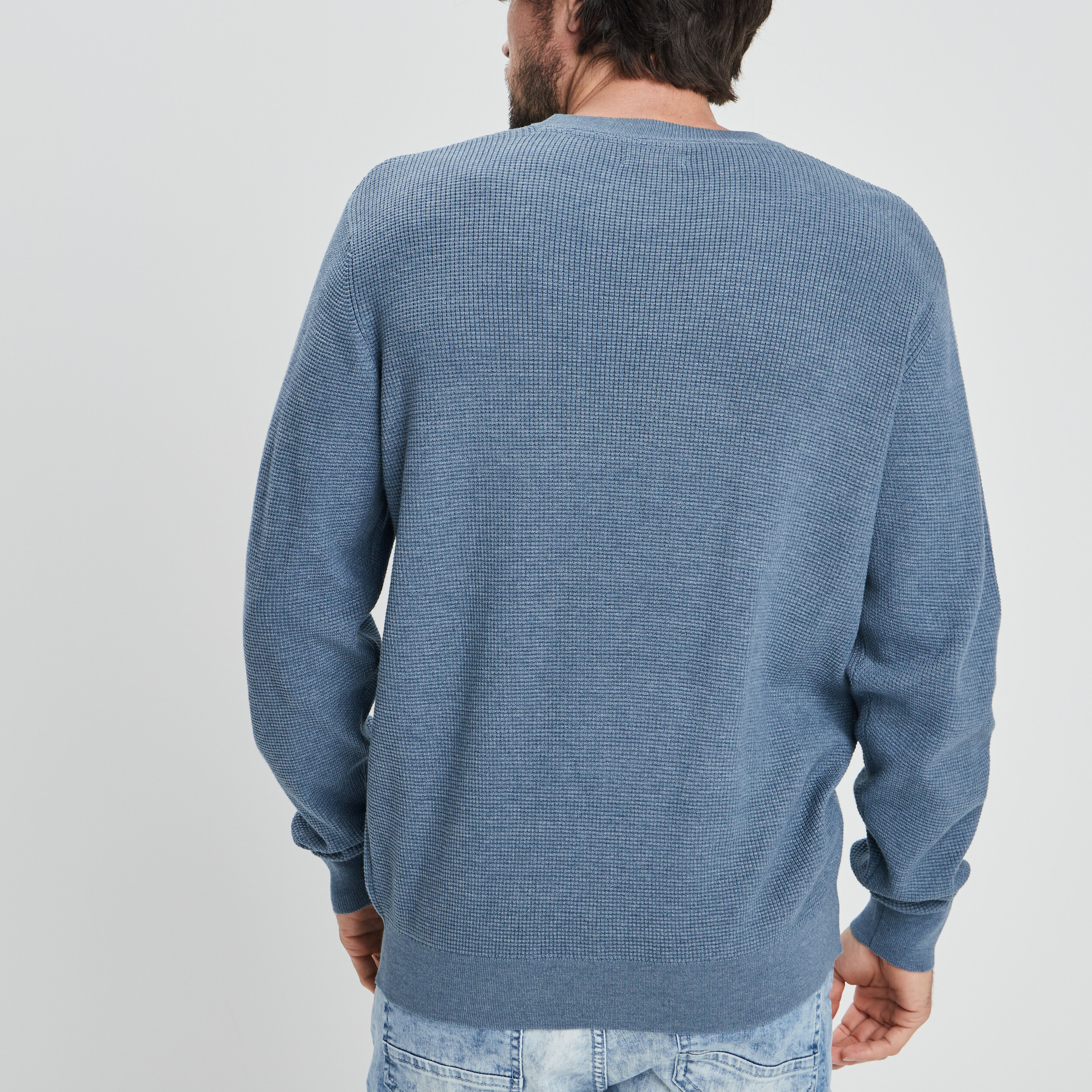 Pull avec col rond à relief bleu gris homme | La Halle