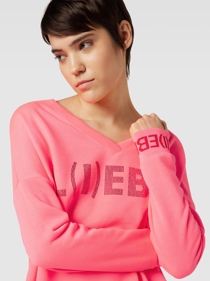 Sweatshirt mit V-Ausschnitt Modell 'L(I)EBE!' in pink