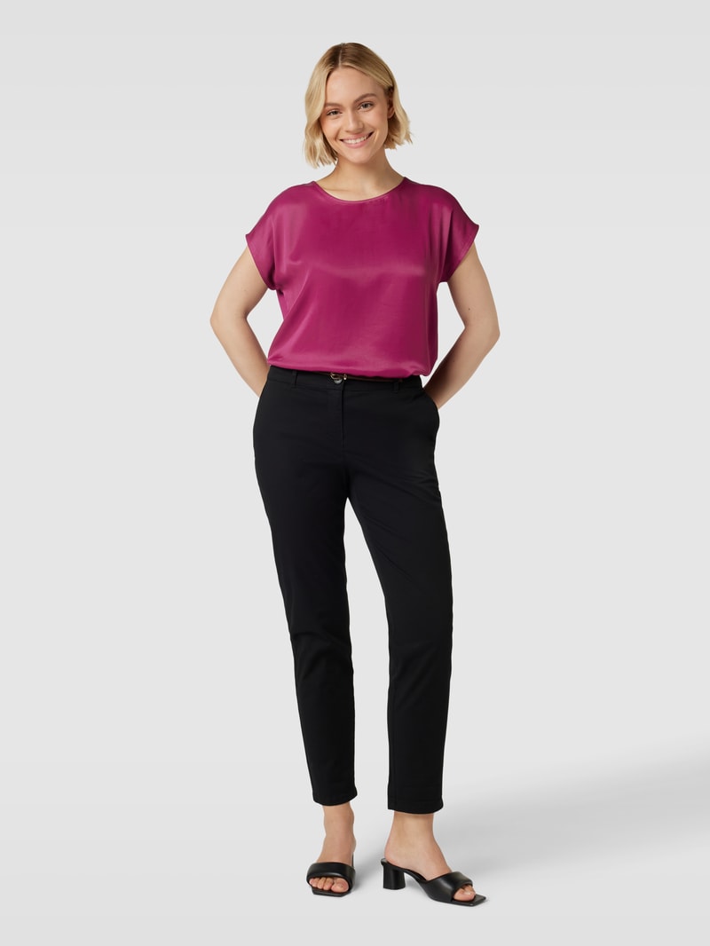 T-Shirt mit Rundhalsausschnitt in aubergine