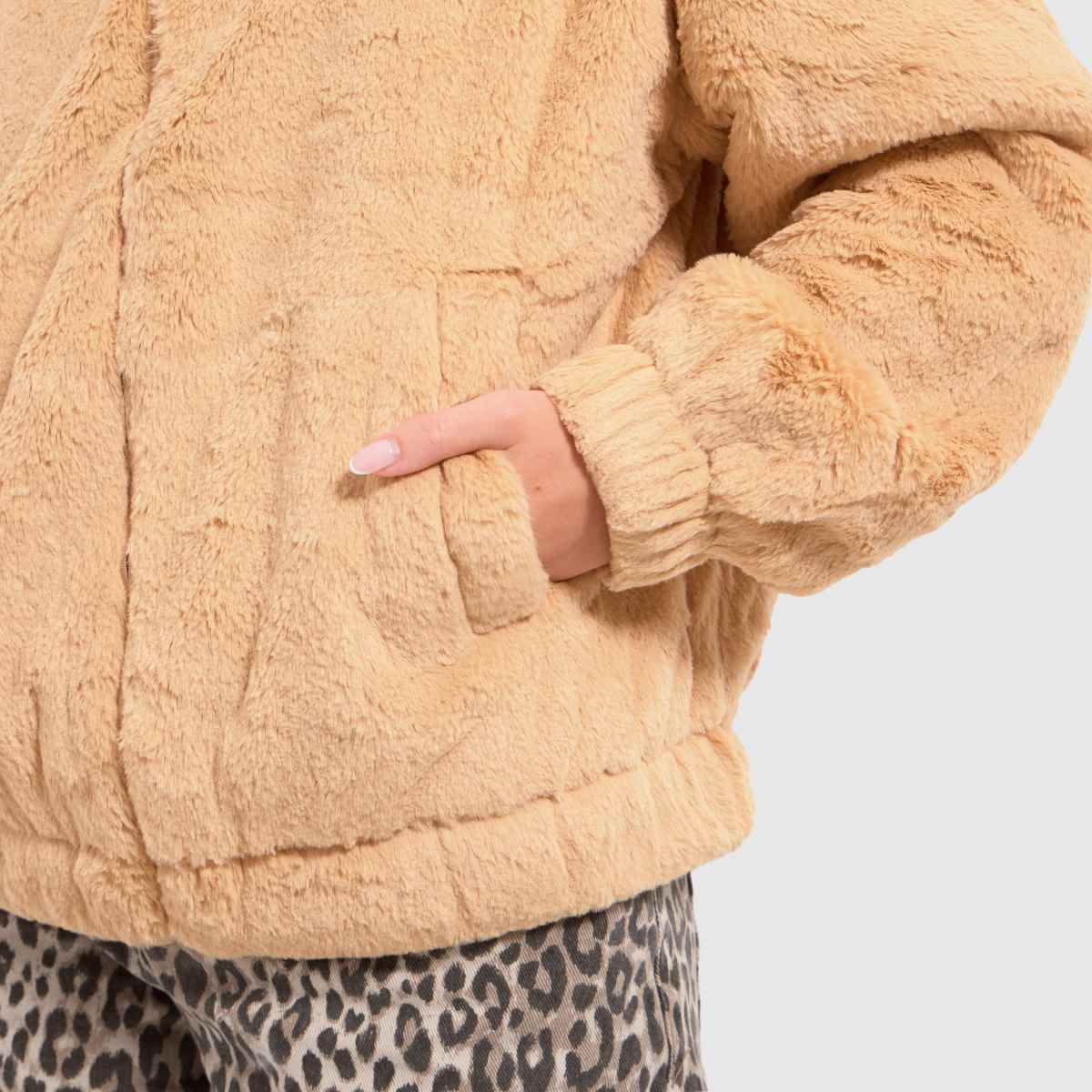 UGG – Tasha – Beige jacka i fuskpäls