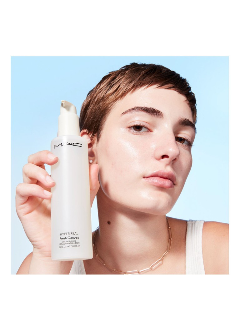 Aceite curator Hyper Real Fresh Canvas de M·A·C