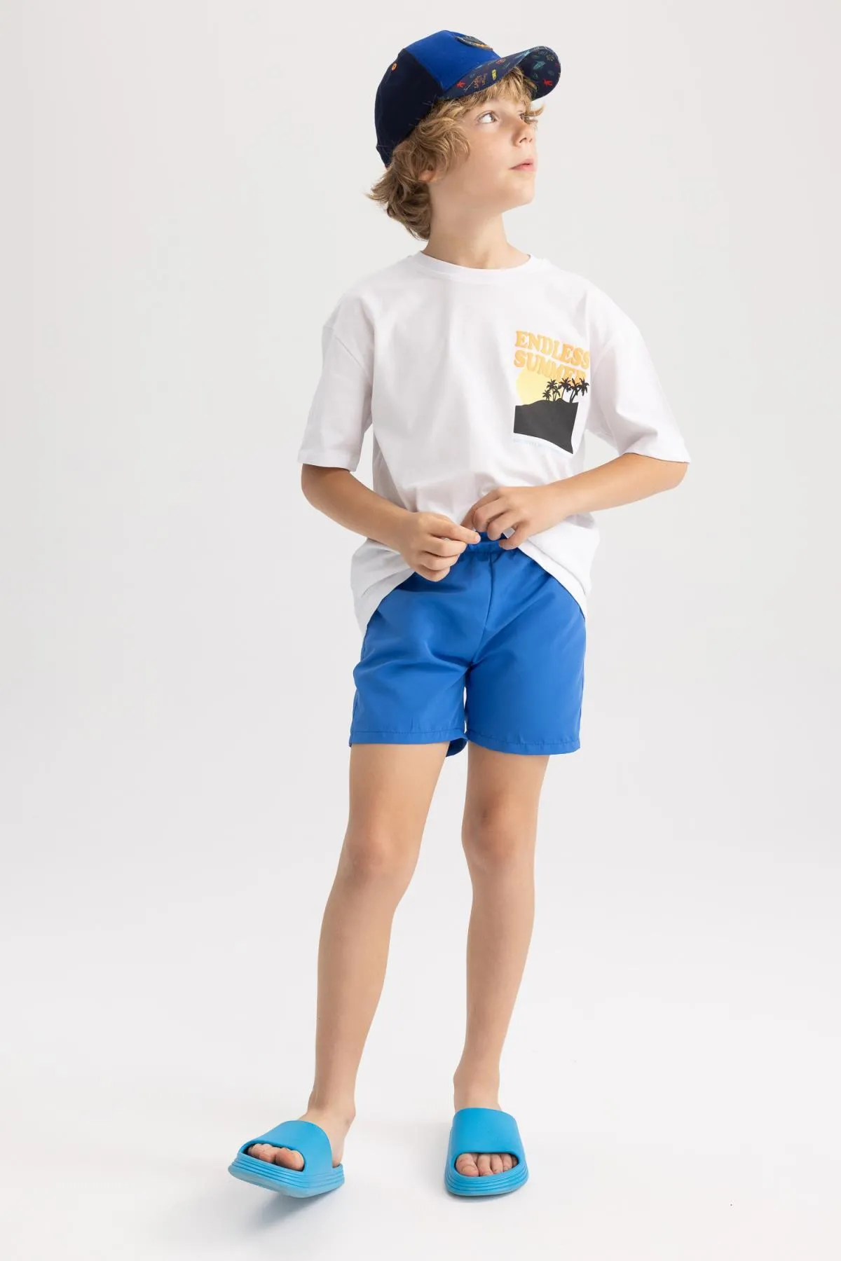DeFacto  Wasserfarben wechselnde Badeshorts für Jungen A0715a823hs