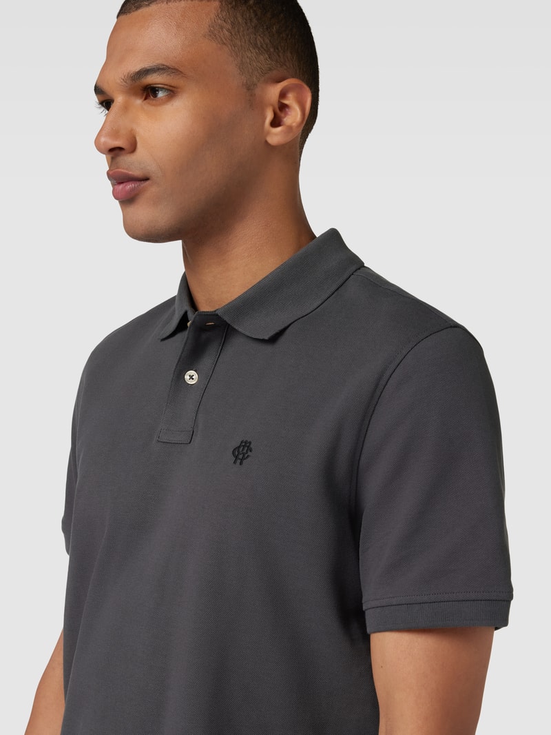 Poloshirt mit Label-Stitching in dunkelgrau