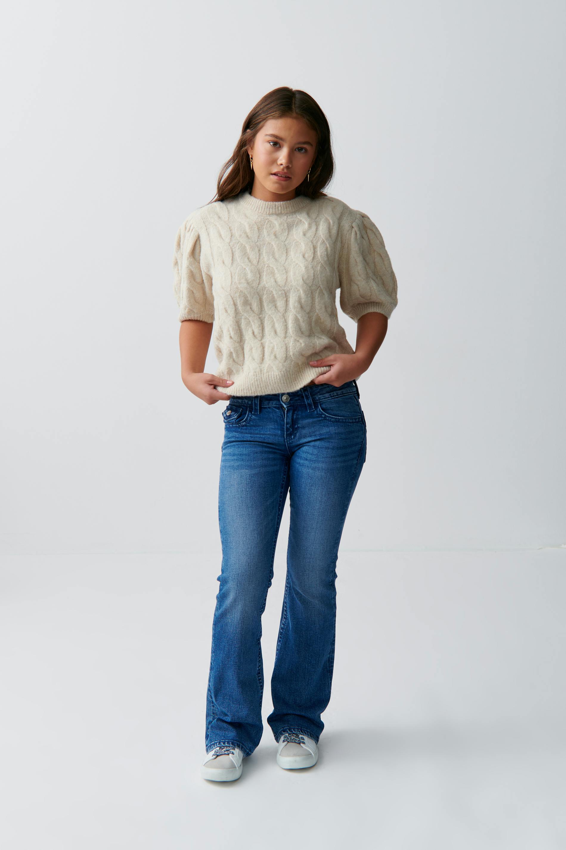 Embroidery jeans