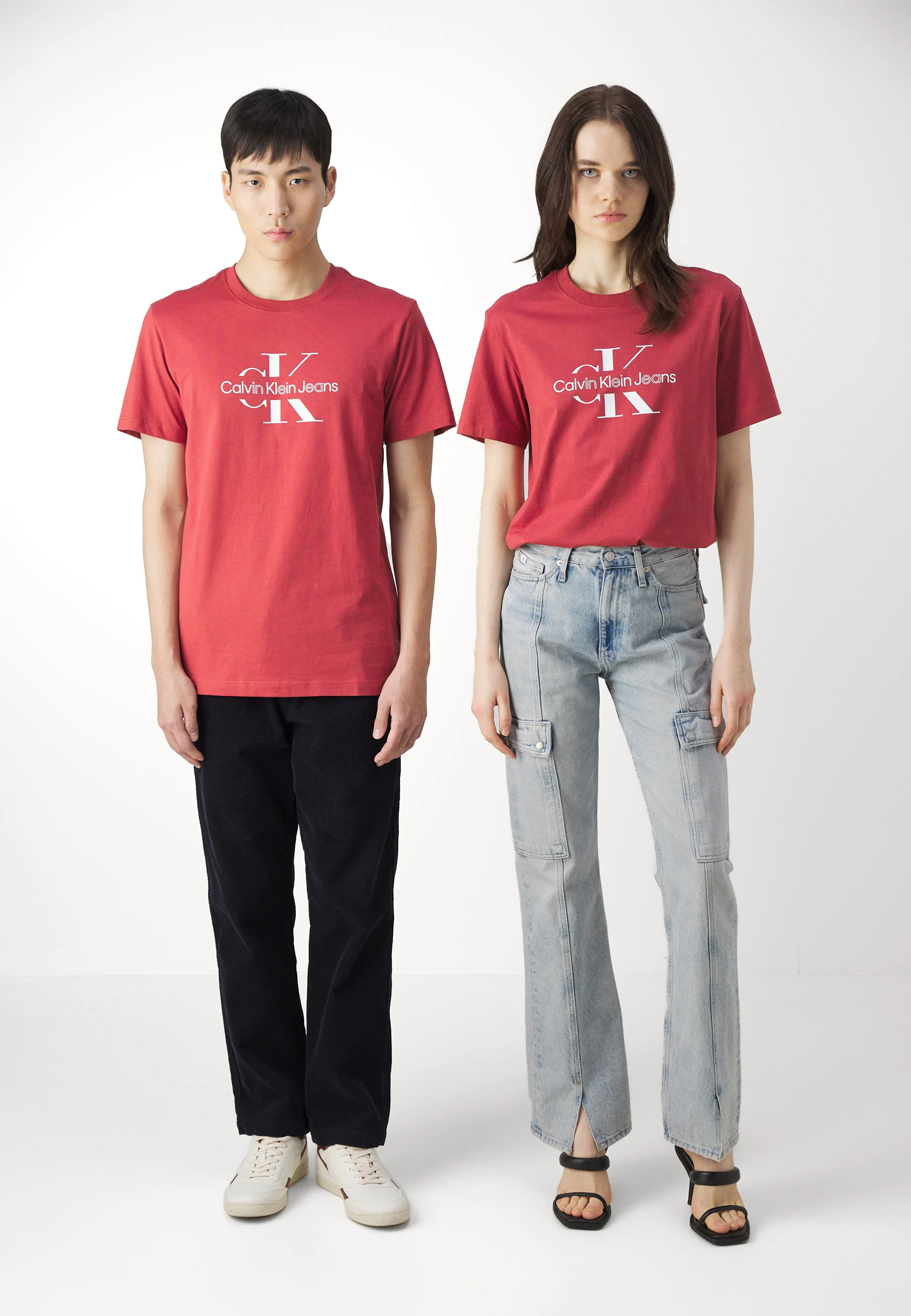 Calvin Klein Jeans DISRUPTED OUTLINE MONOLOGUE TEE UNISEX - Camiseta con estampado