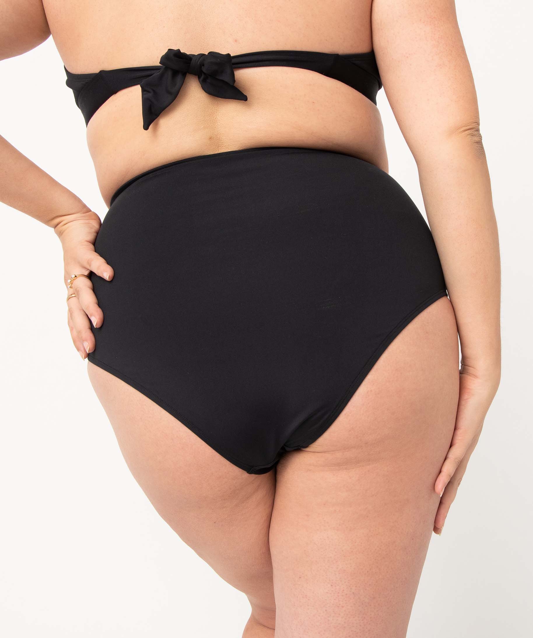 Bas de maillot de bain femme grande taille à taille haute noir | GEMO