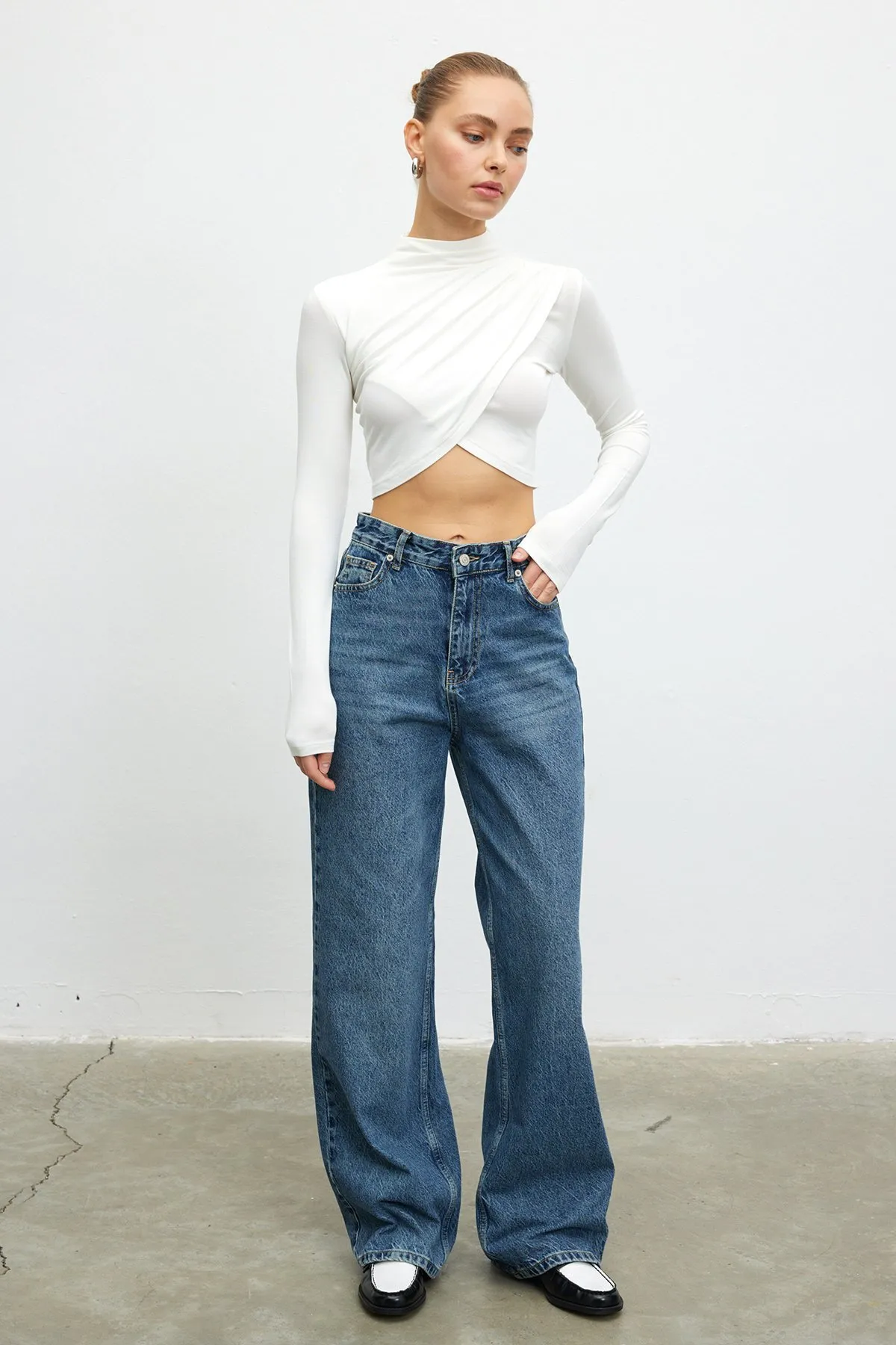 VATKALI  Superweite Jeans