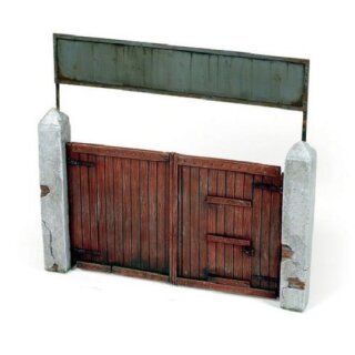** % SALE % ** Village Gate 15x15