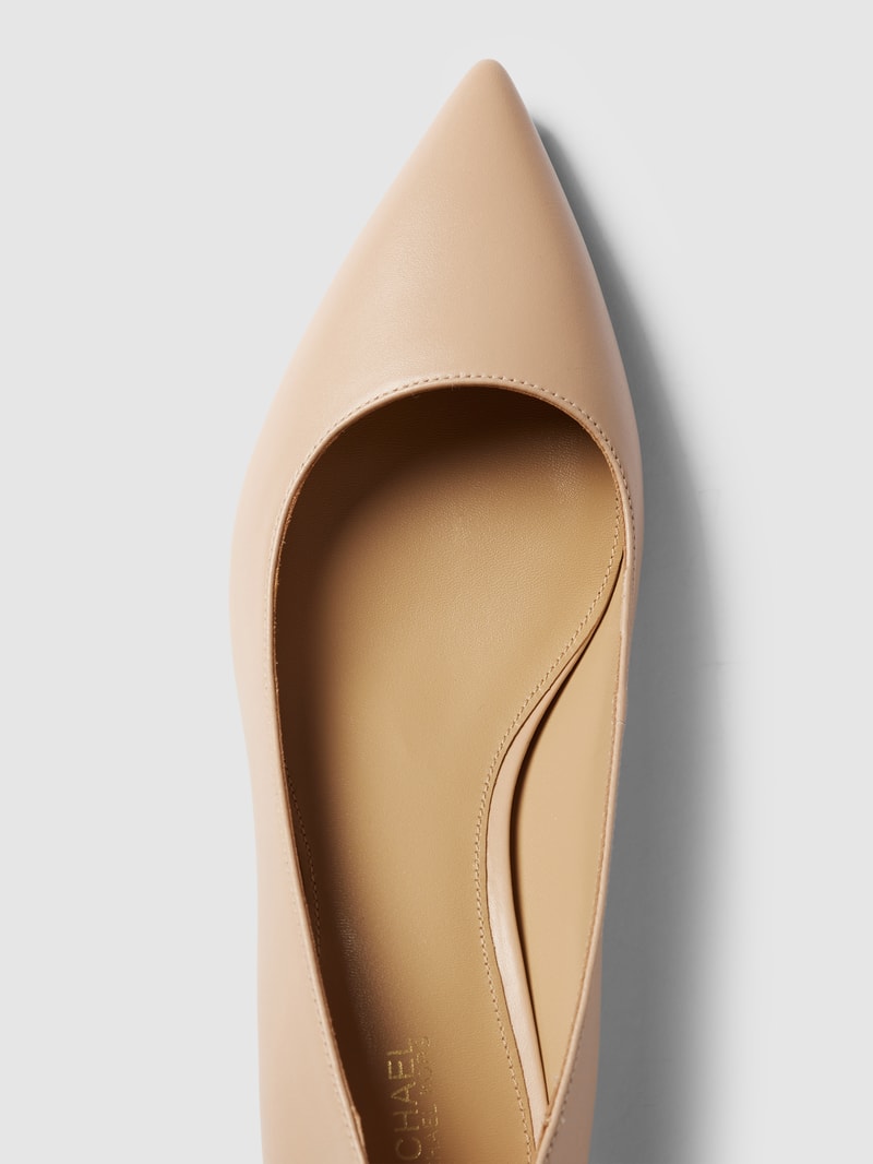 Pumps mit Label-Detail Modell 'ALINA FLEX KITTEN PUMP' in beige