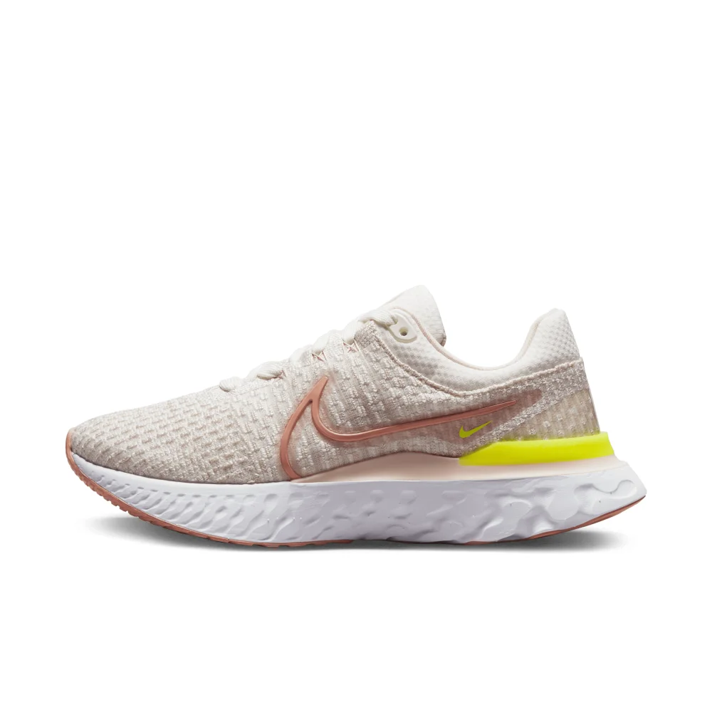 Nike React Run Flyknit Infinity 3 DD3024-102 / pink