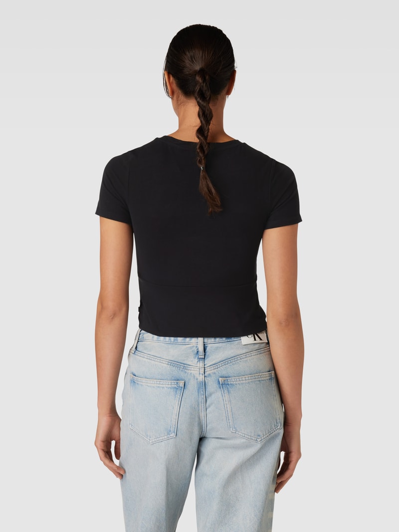 Cropped T-Shirt mit Knotendetail in schwarz