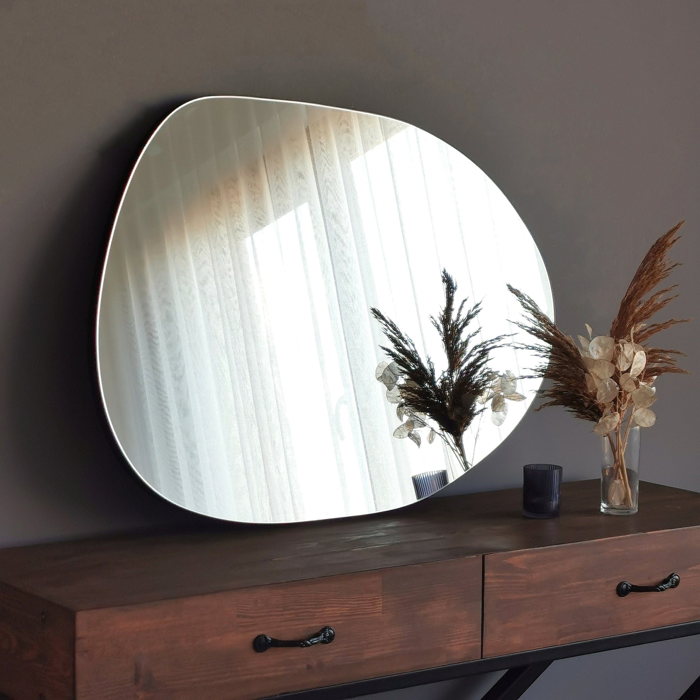 Gozos Spiegel Wandspiegel mit hölzerner Unterseite l Asymmetrischer Spiegel (75 x 55 cm), Mirror Spiegel gerahmt zum Aufhängen