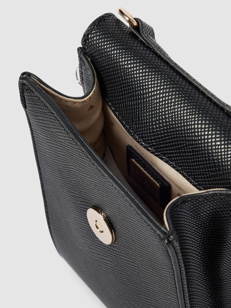 Crossbody Bag mit Label-Detail in schwarz