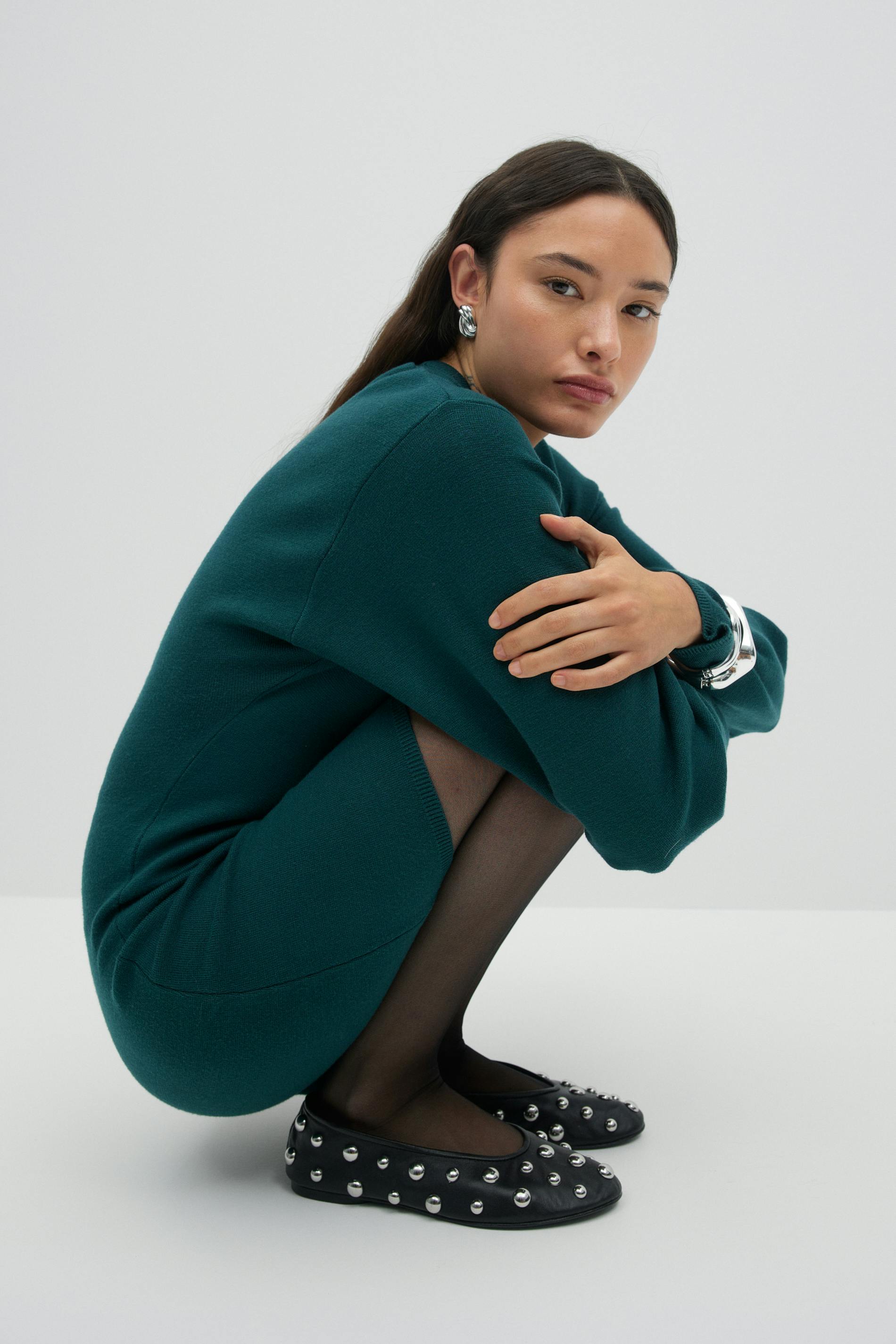 Short knitted dress