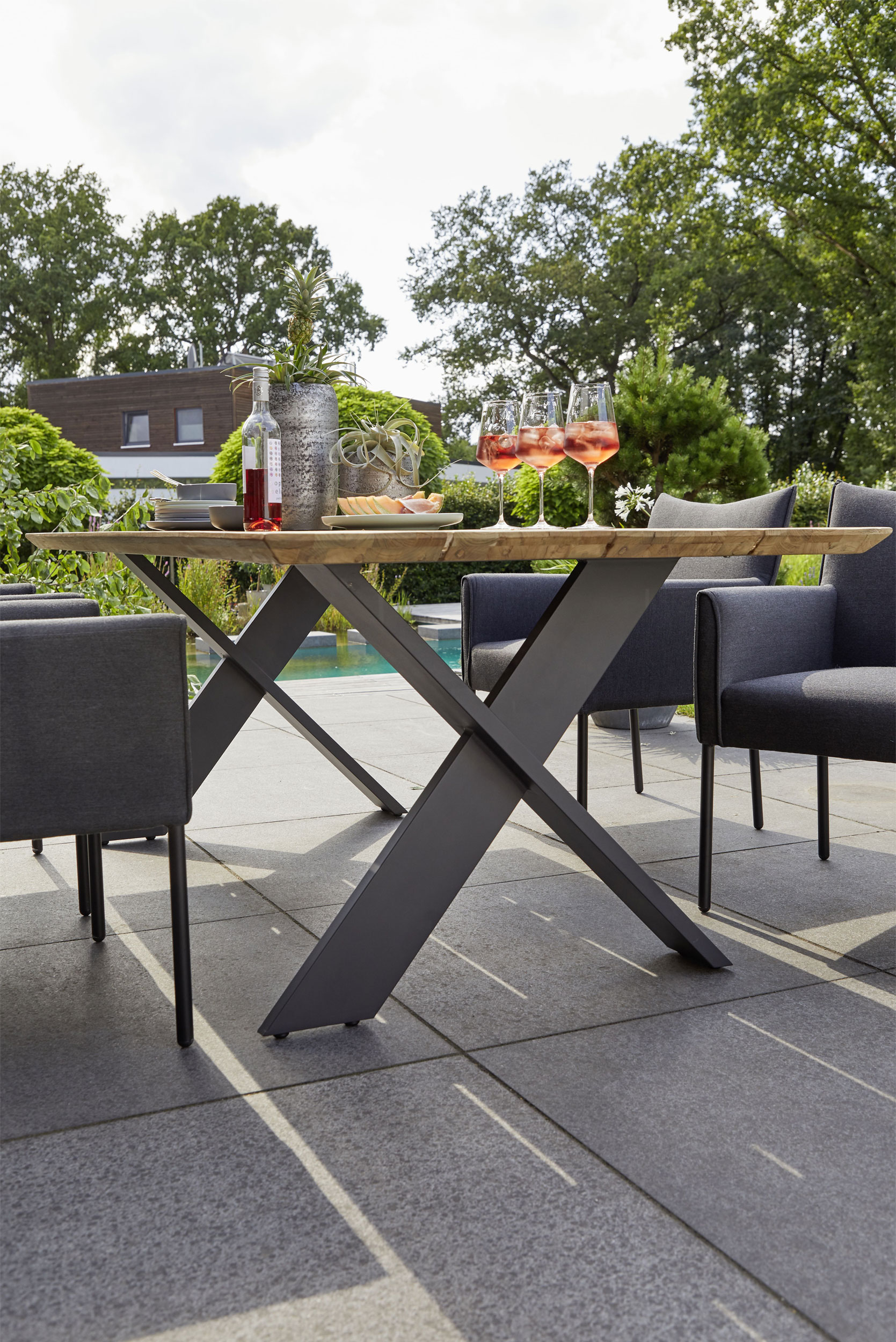 OUTDOORGartentisch